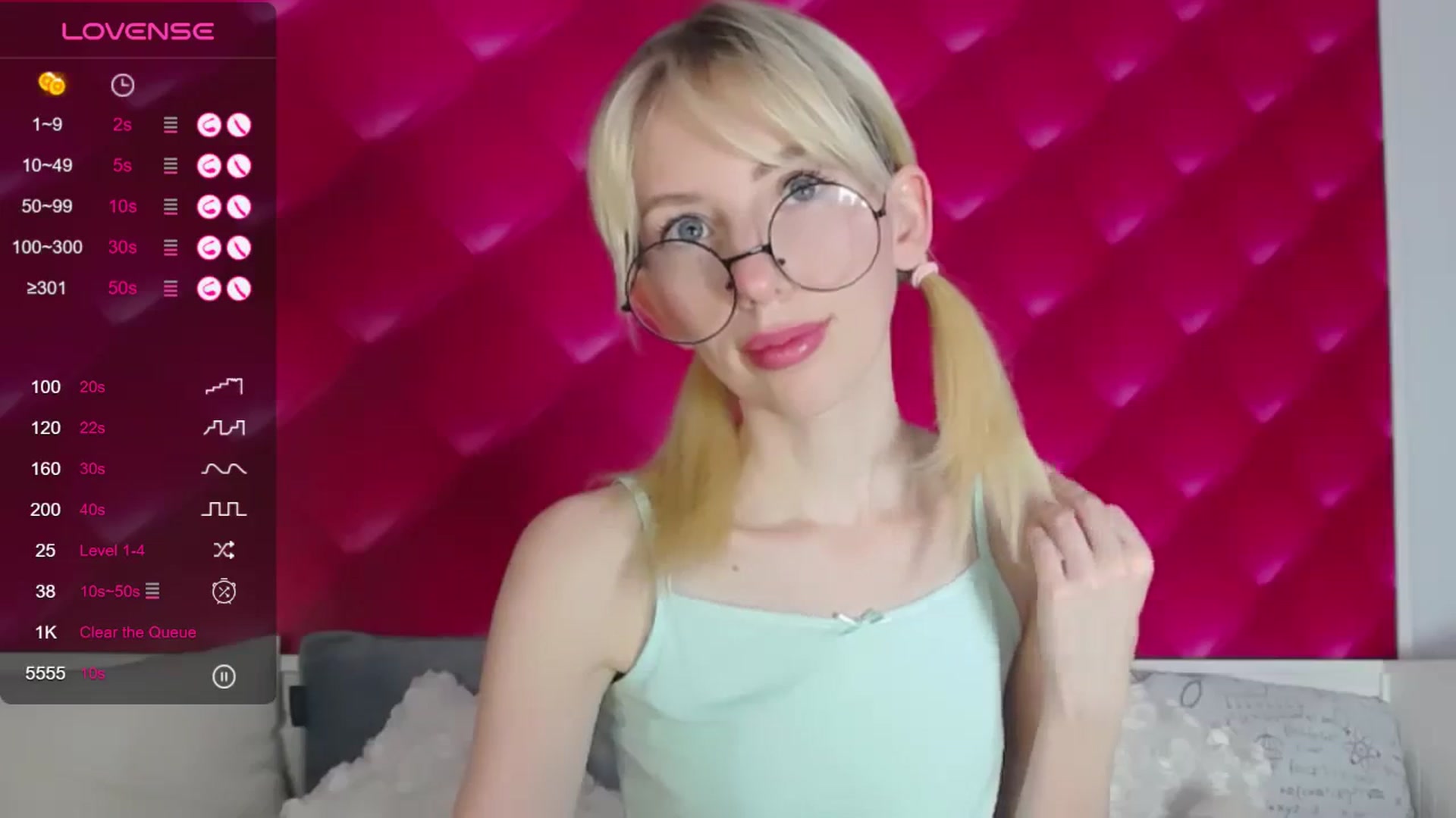 Gallery image thumbnail from PetitePrincez's myfreecams stream on, 11/26/2023, 15:02 image 12 of 20