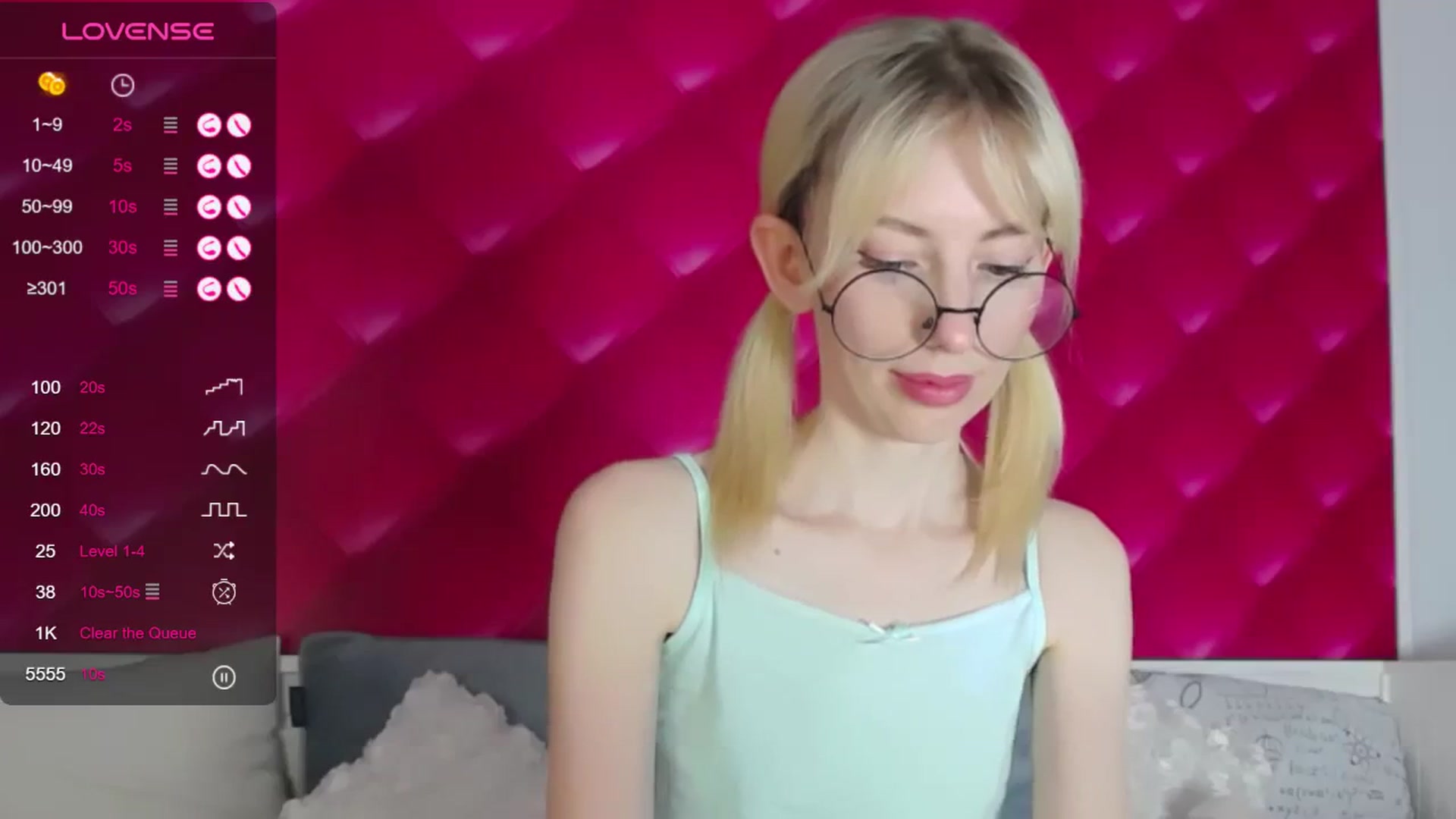 Gallery image thumbnail from PetitePrincez's myfreecams stream on, 11/26/2023, 15:02 image 13 of 20