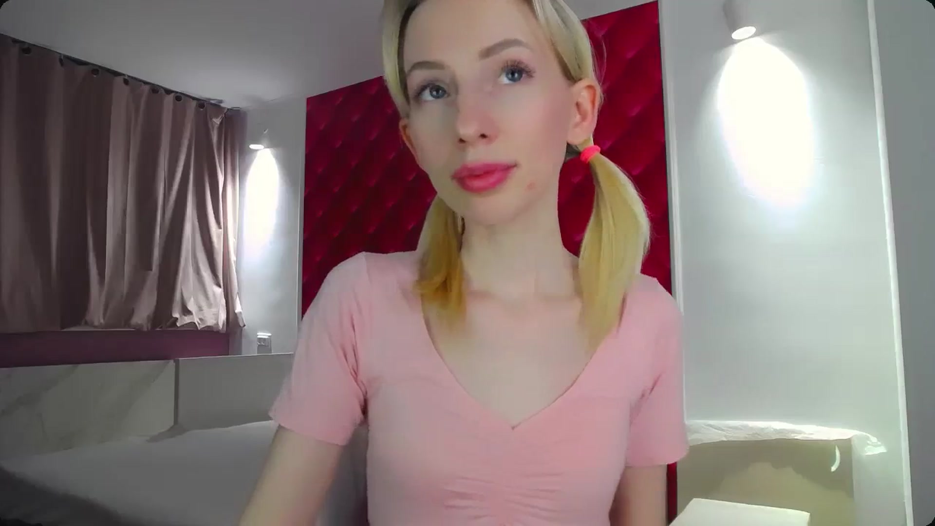 Gallery image thumbnail from PetitePrincez's myfreecams stream on, 12/30/2023, 17:48 image 13 of 20