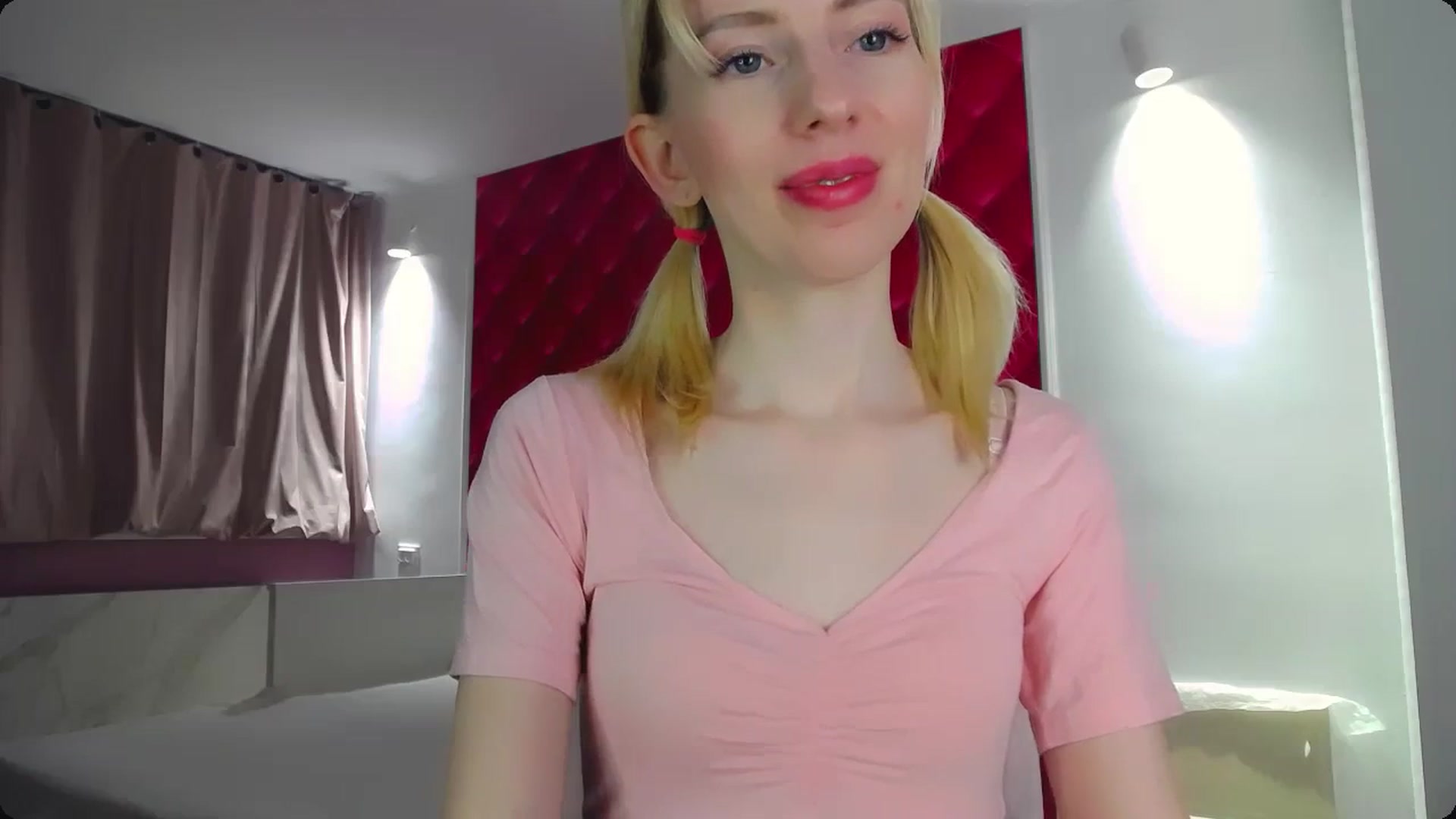 Gallery image thumbnail from PetitePrincez's myfreecams stream on, 12/30/2023, 17:48 image 14 of 20