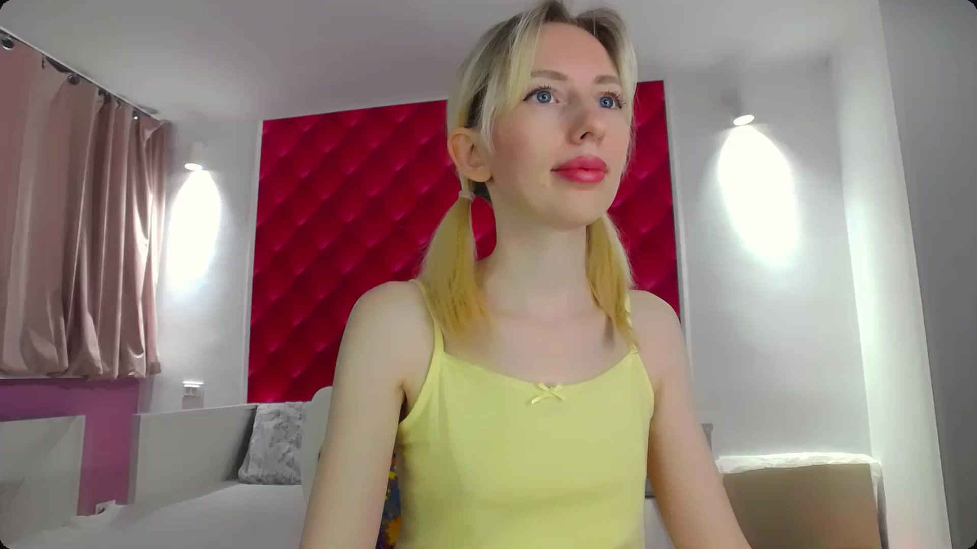 Gallery image thumbnail from PetitePrincez's myfreecams stream on, 01/06/2024, 14:48 image 1 of 20