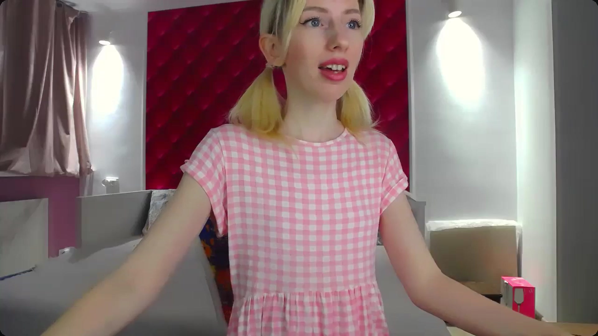 Gallery image thumbnail from PetitePrincez's myfreecams stream on, 01/07/2024, 14:51 image 7 of 20