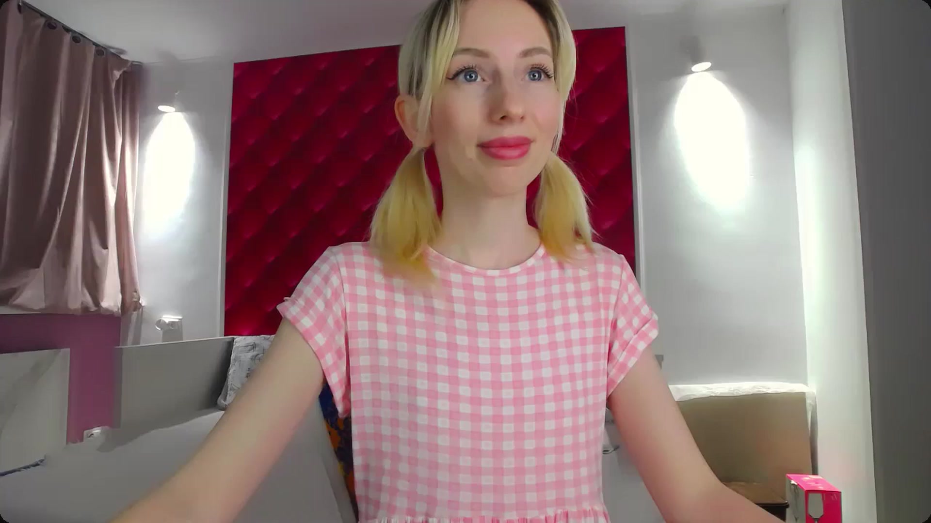 Gallery image thumbnail from PetitePrincez's myfreecams stream on, 01/07/2024, 14:51 image 1 of 20