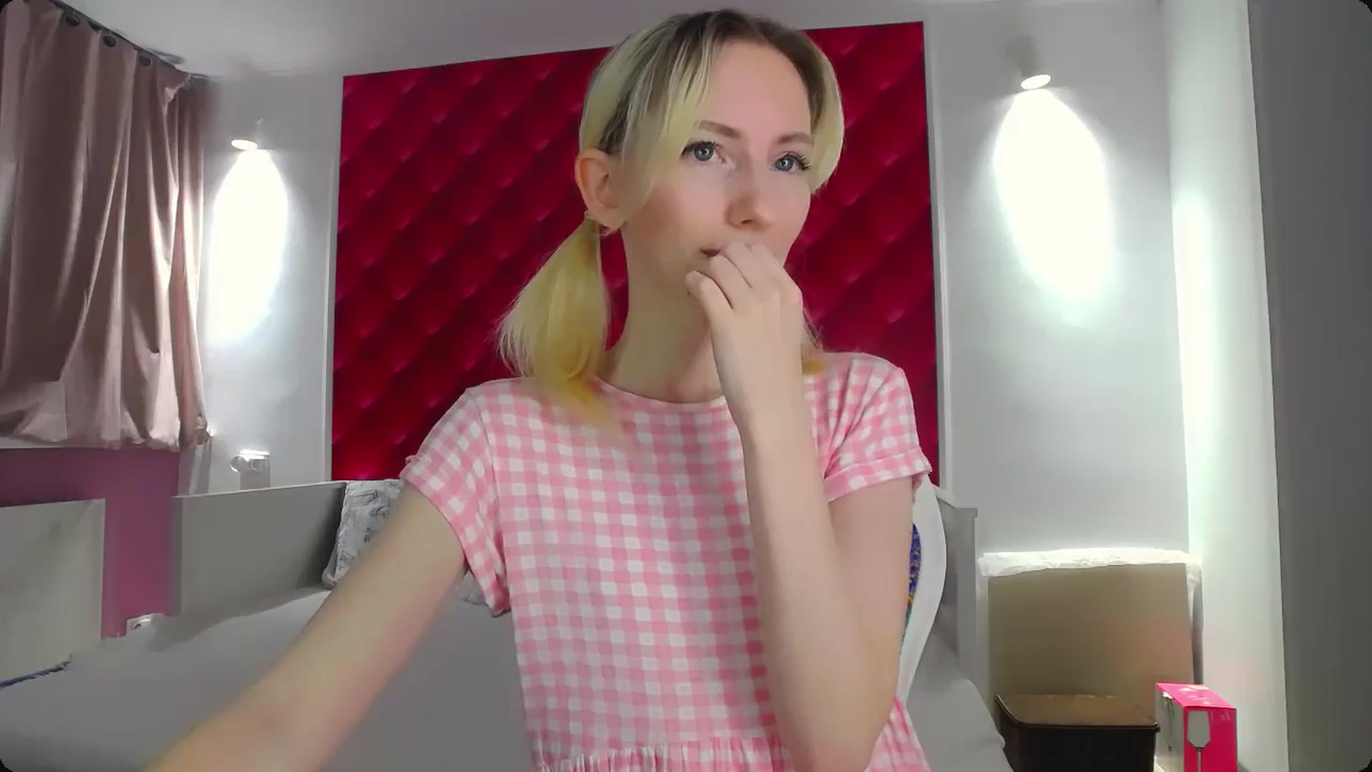 Gallery image thumbnail from PetitePrincez's myfreecams stream on, 01/07/2024, 14:51 image 4 of 20