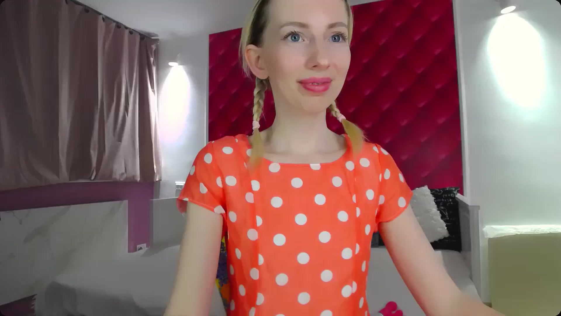 Gallery image thumbnail from PetitePrincez's myfreecams stream on, 01/14/2024, 17:05 image 1 of 20