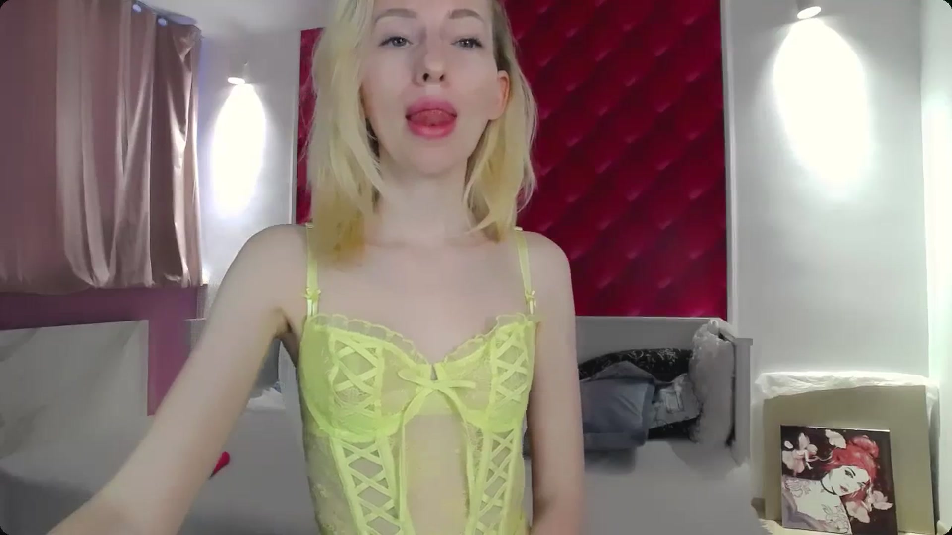 Gallery image thumbnail from PetitePrincez's myfreecams stream on, 02/25/2024, 15:12 image 2 of 20