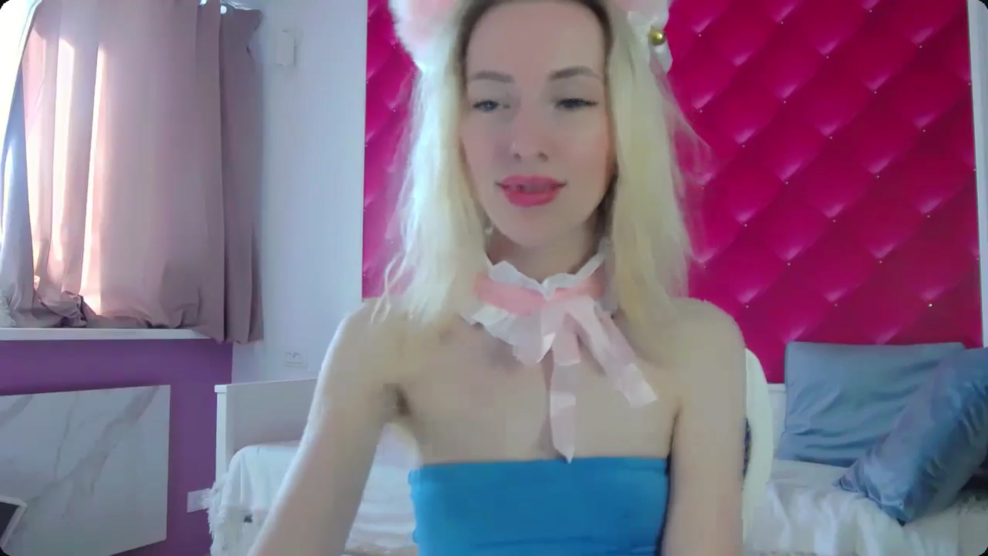 Gallery image thumbnail from PetitePrincez's myfreecams stream on, 04/27/2024, 13:38 image 15 of 20