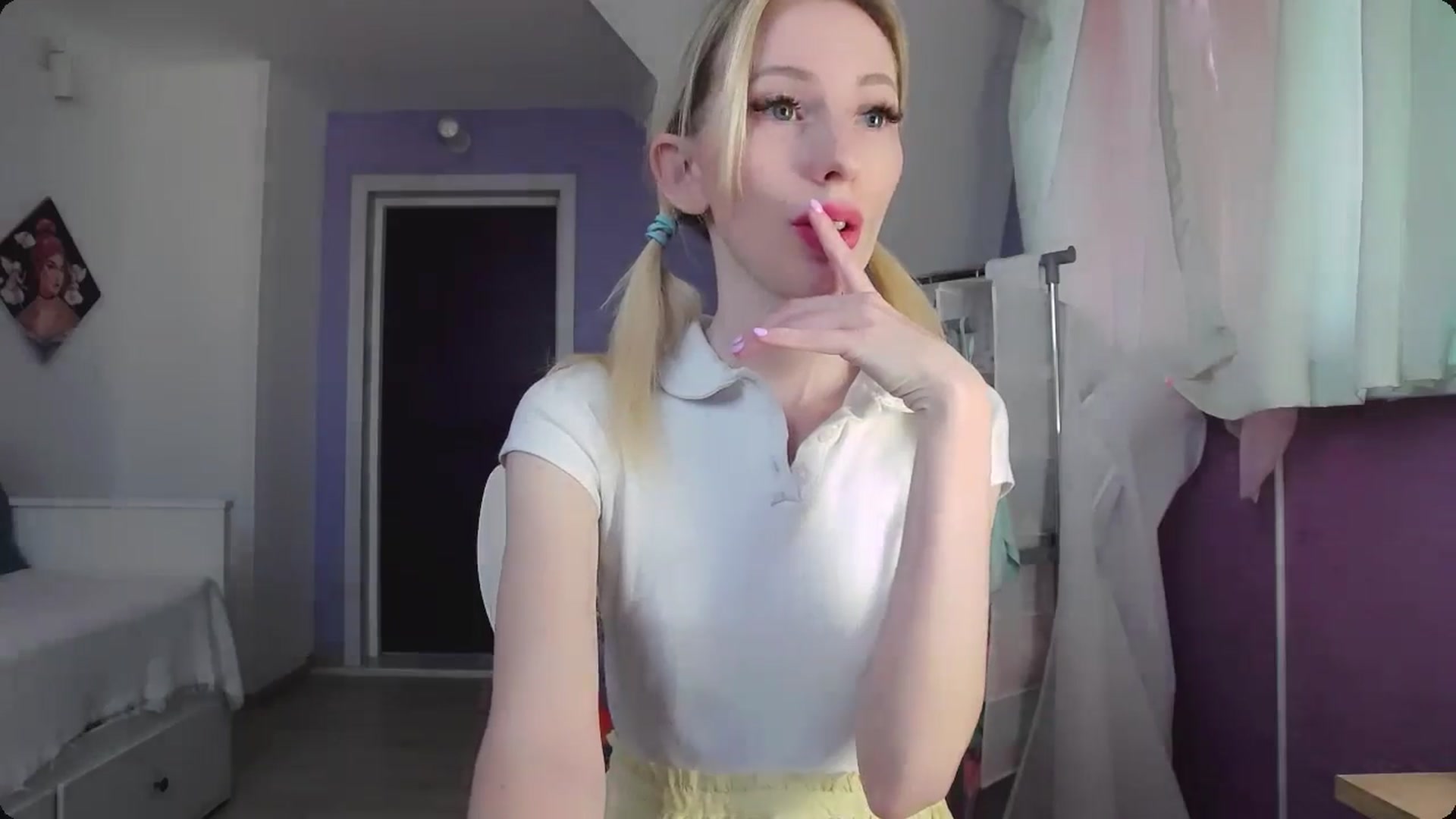 Gallery image thumbnail from PetitePrincez's myfreecams stream on, 05/11/2024, 16:22 image 18 of 20