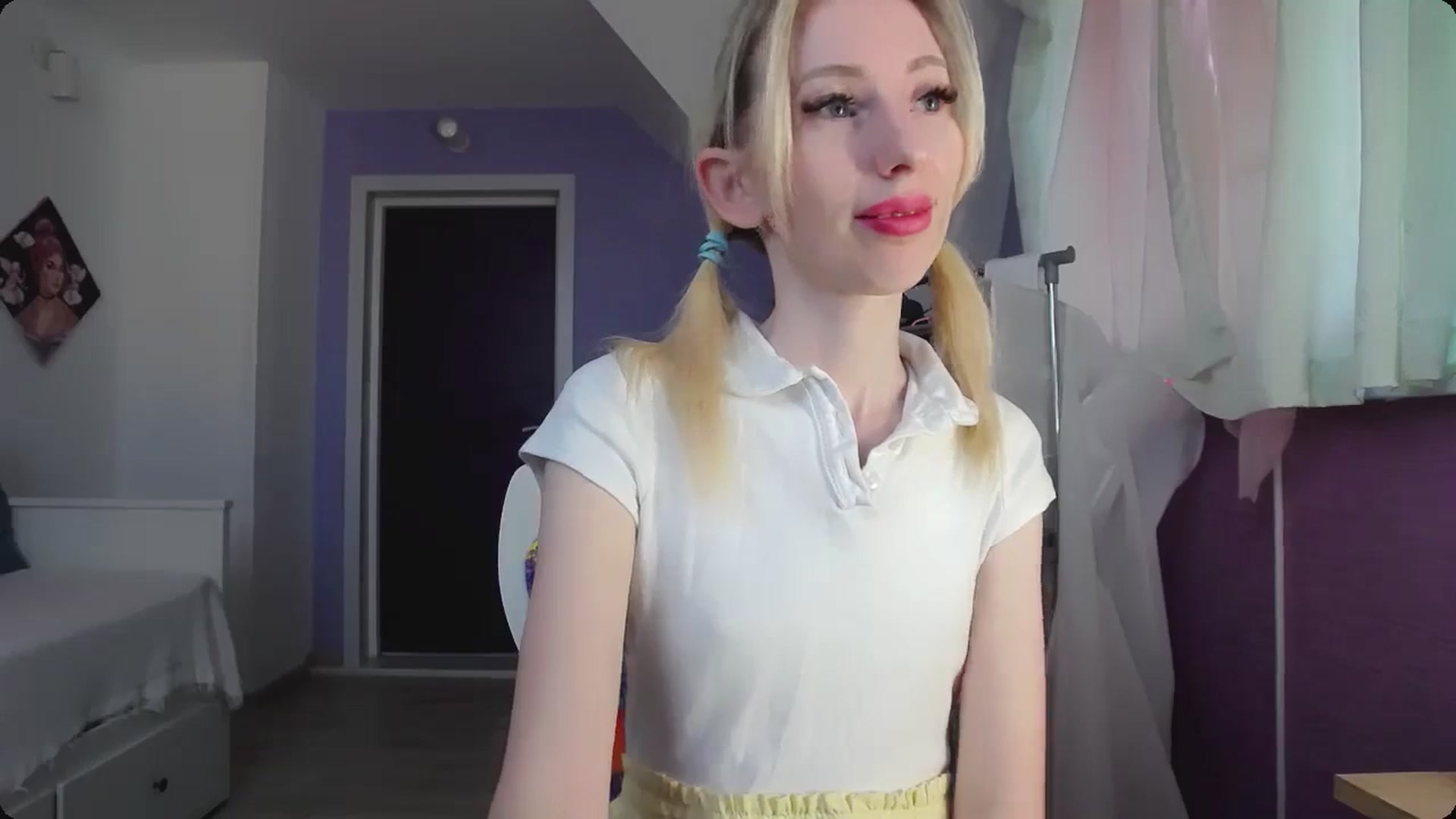 Gallery image thumbnail from PetitePrincez's myfreecams stream on, 05/11/2024, 16:22 image 14 of 20
