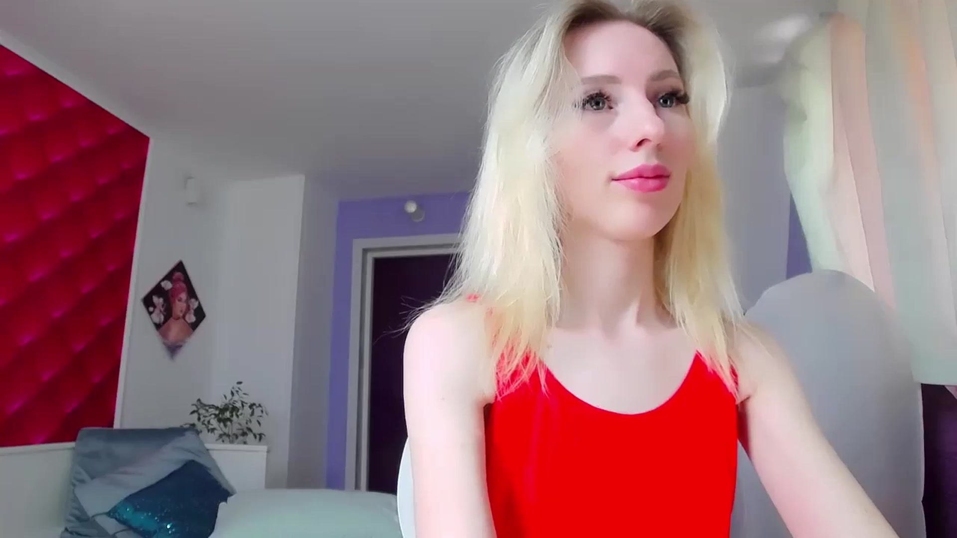 Gallery image thumbnail from PetitePrincez's myfreecams stream on, 05/18/2024, 12:32 image 16 of 20