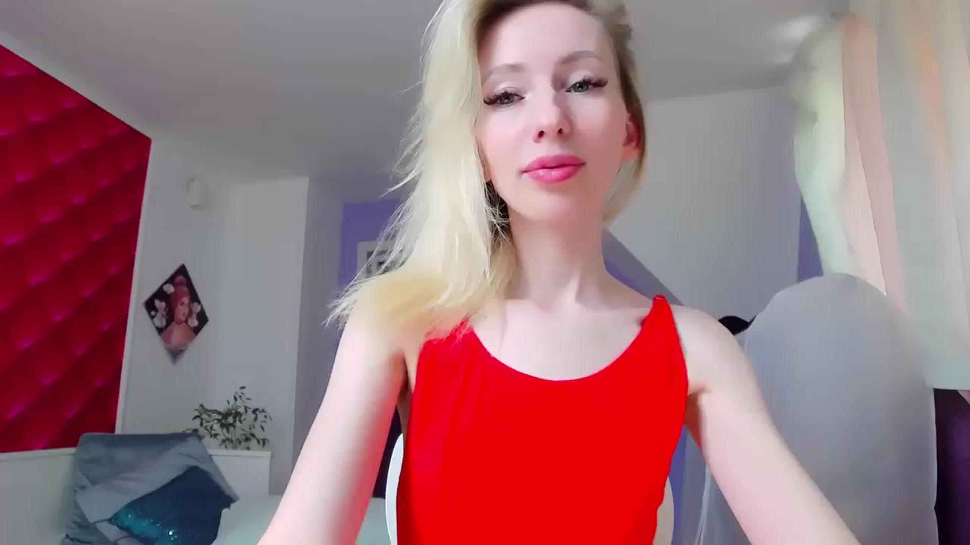 Gallery image thumbnail from PetitePrincez's myfreecams stream on, 05/18/2024, 12:32 image 18 of 20