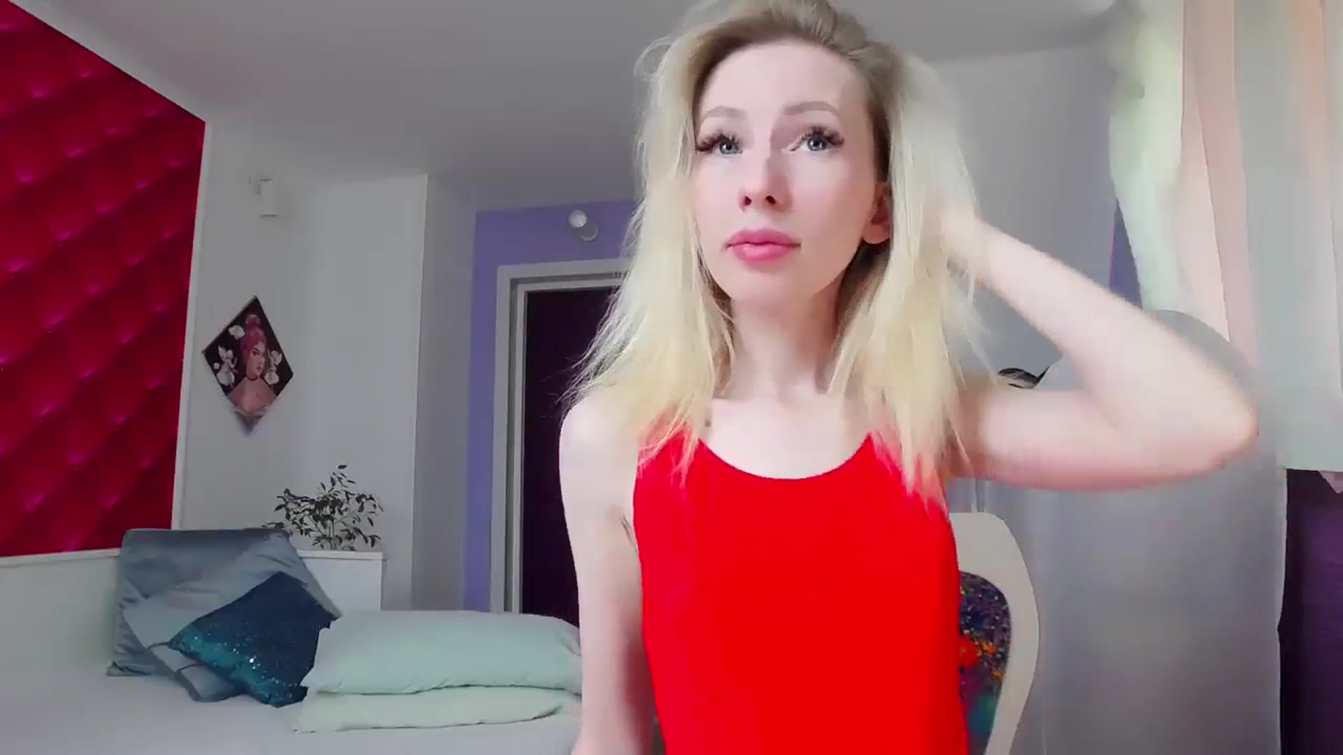 Gallery image thumbnail from PetitePrincez's myfreecams stream on, 05/18/2024, 12:32 image 13 of 20