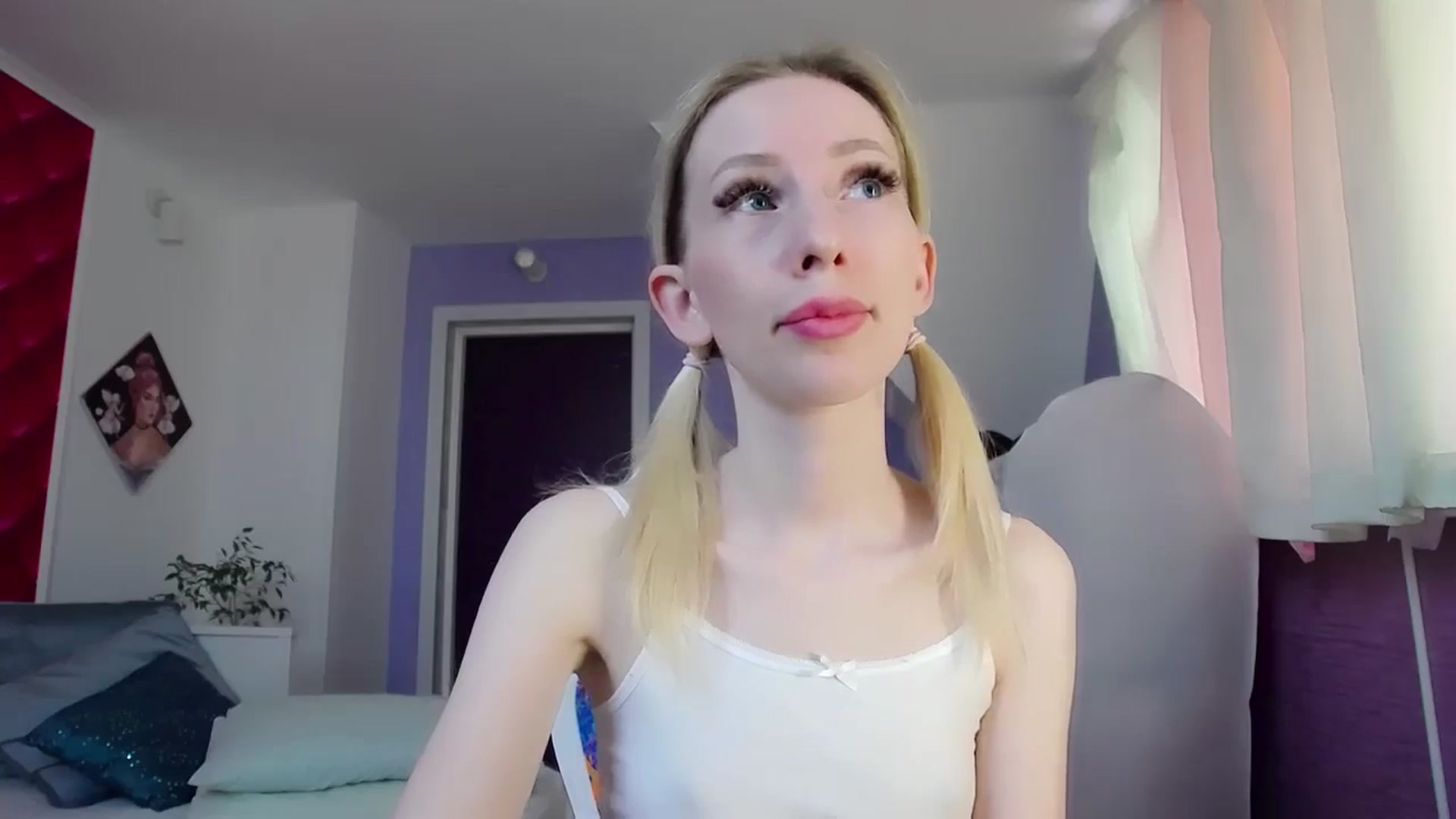 Gallery image thumbnail from PetitePrincez's myfreecams stream on, 05/18/2024, 16:08 image 3 of 20