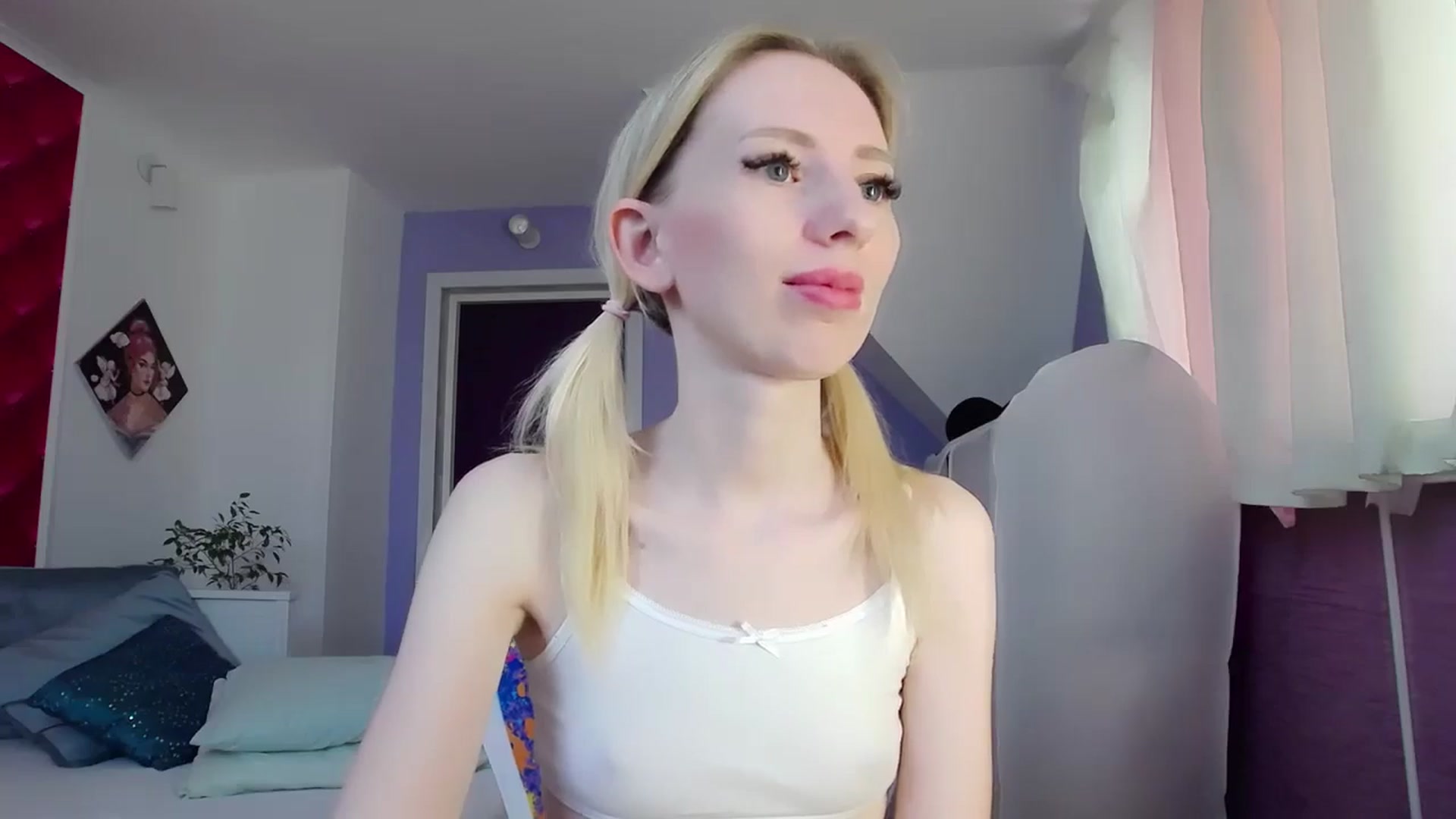 Gallery image thumbnail from PetitePrincez's myfreecams stream on, 05/18/2024, 16:08 image 19 of 20