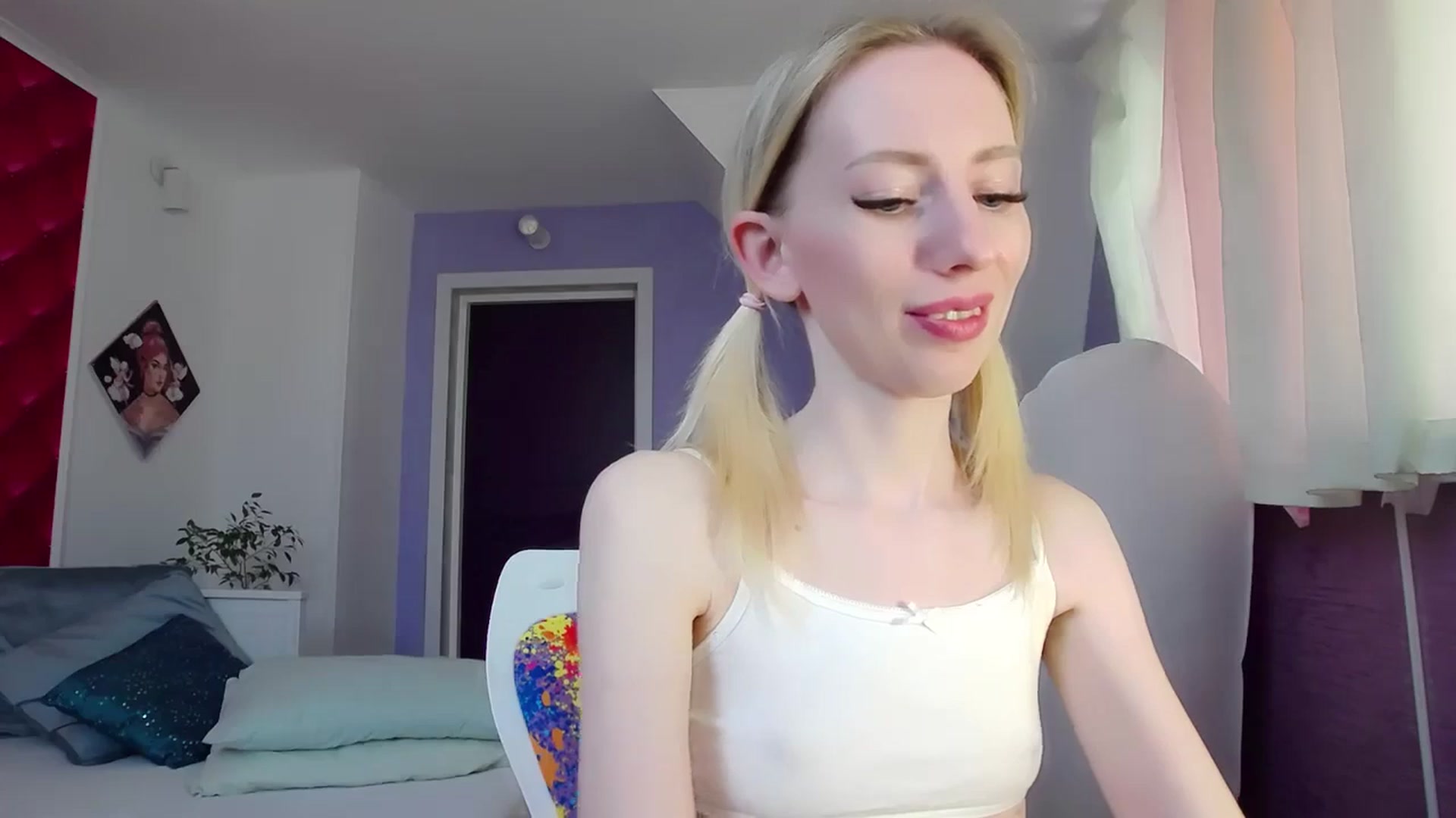 Gallery image thumbnail from PetitePrincez's myfreecams stream on, 05/18/2024, 16:08 image 11 of 20