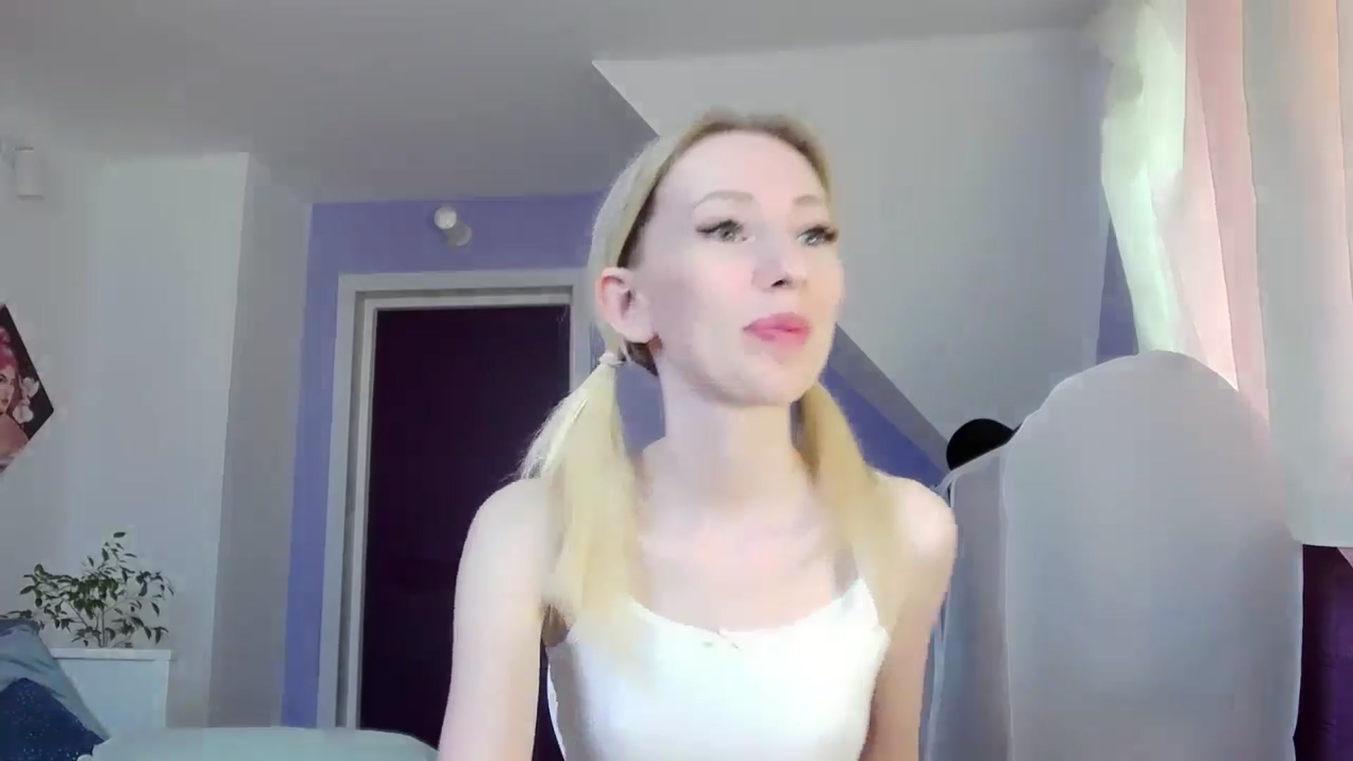 Gallery image thumbnail from PetitePrincez's myfreecams stream on, 05/18/2024, 16:08 image 9 of 20