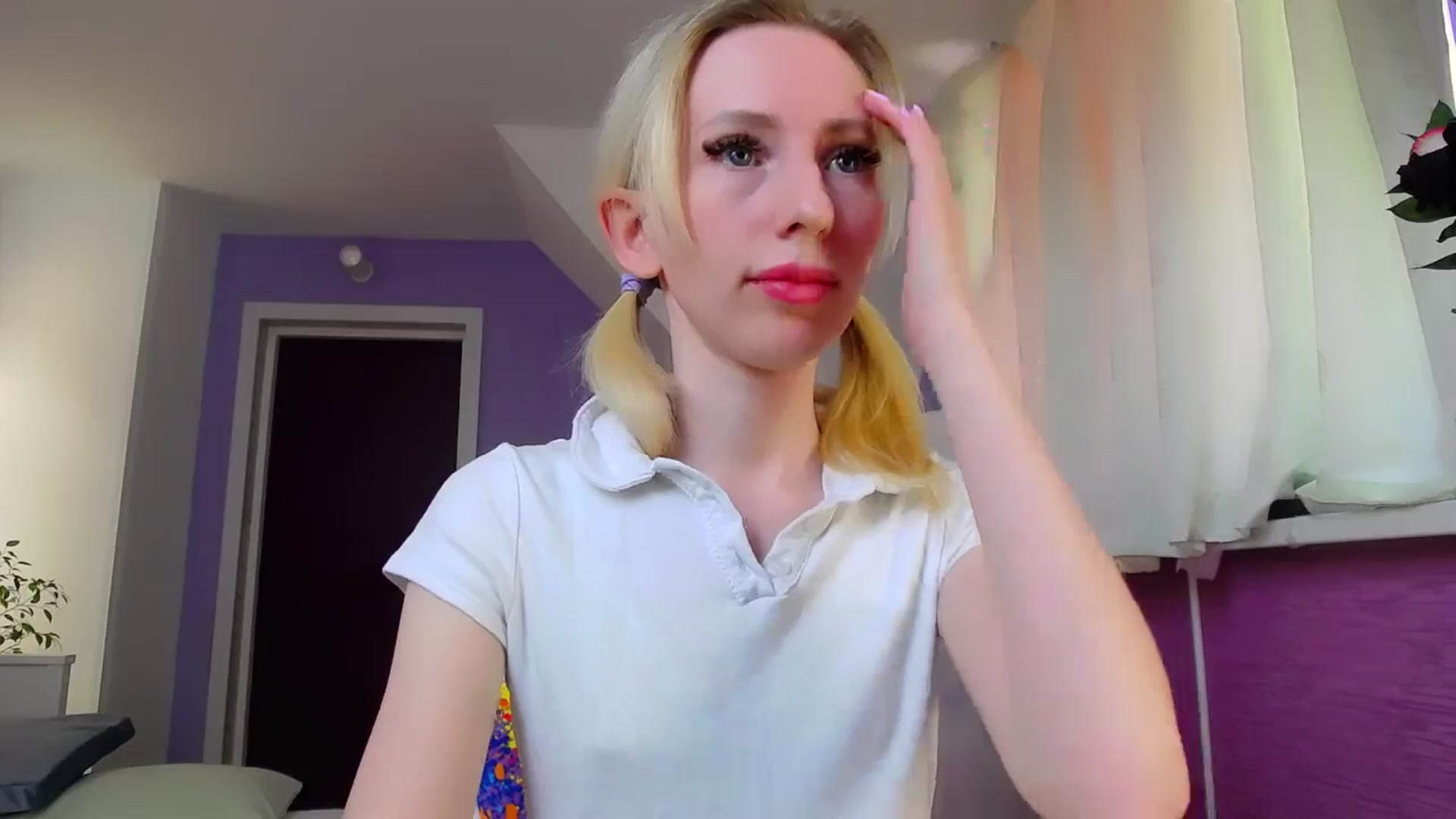 Gallery image thumbnail from PetitePrincez's myfreecams stream on, 05/19/2024, 14:00 image 13 of 20