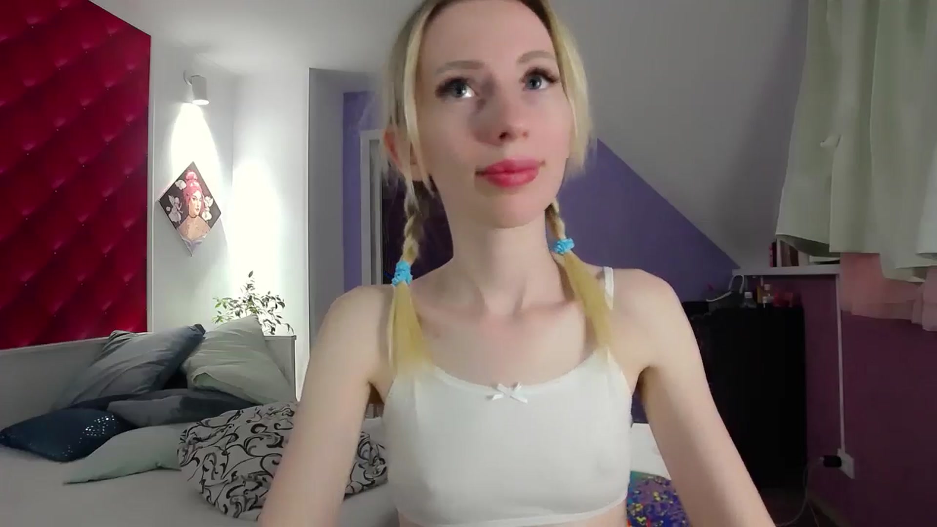 Gallery image thumbnail from PetitePrincez's myfreecams stream on, 06/19/2024, 18:58 image 17 of 20