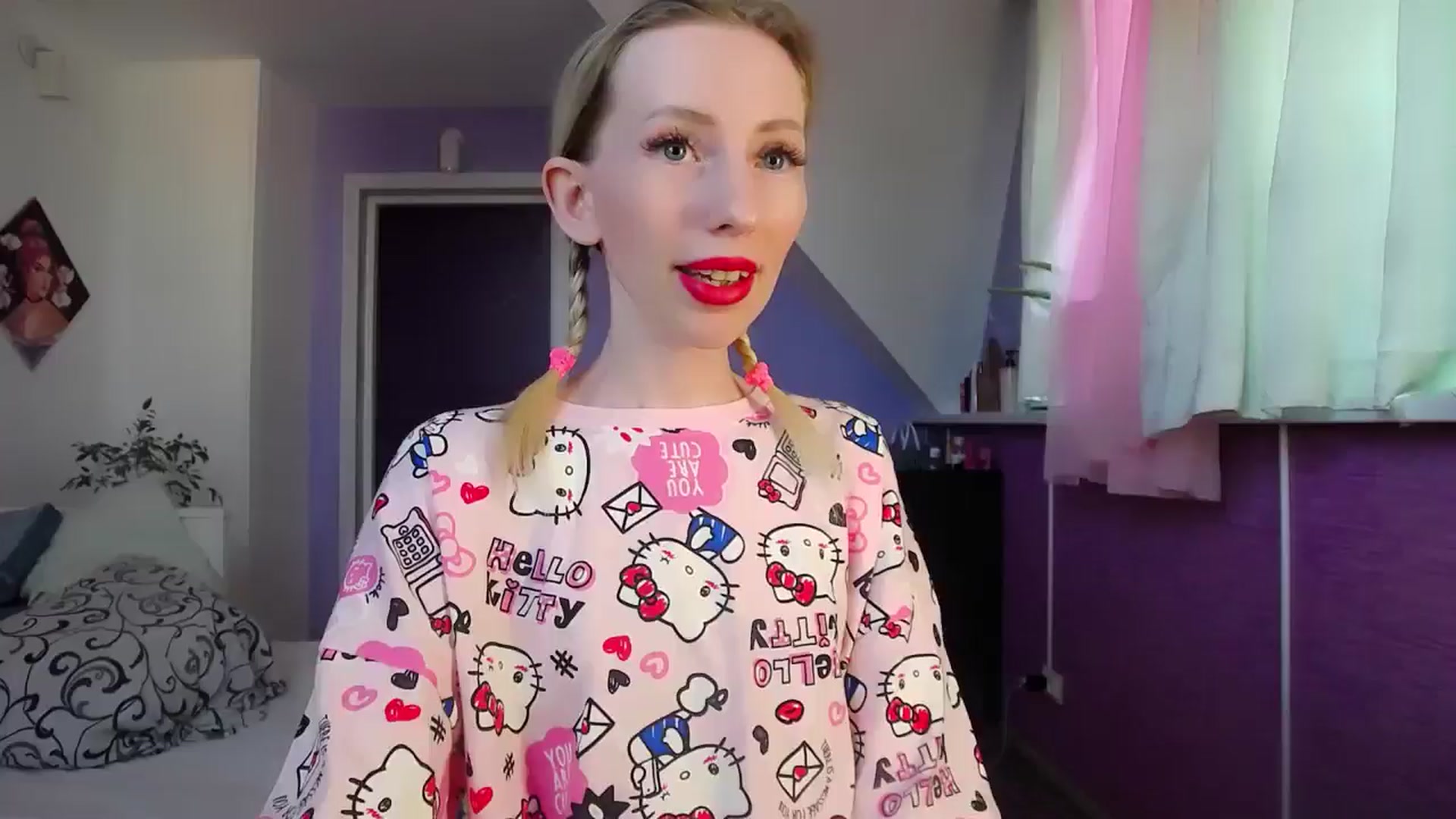 Gallery image thumbnail from PetitePrincez's myfreecams stream on, 06/20/2024, 16:32 image 2 of 20
