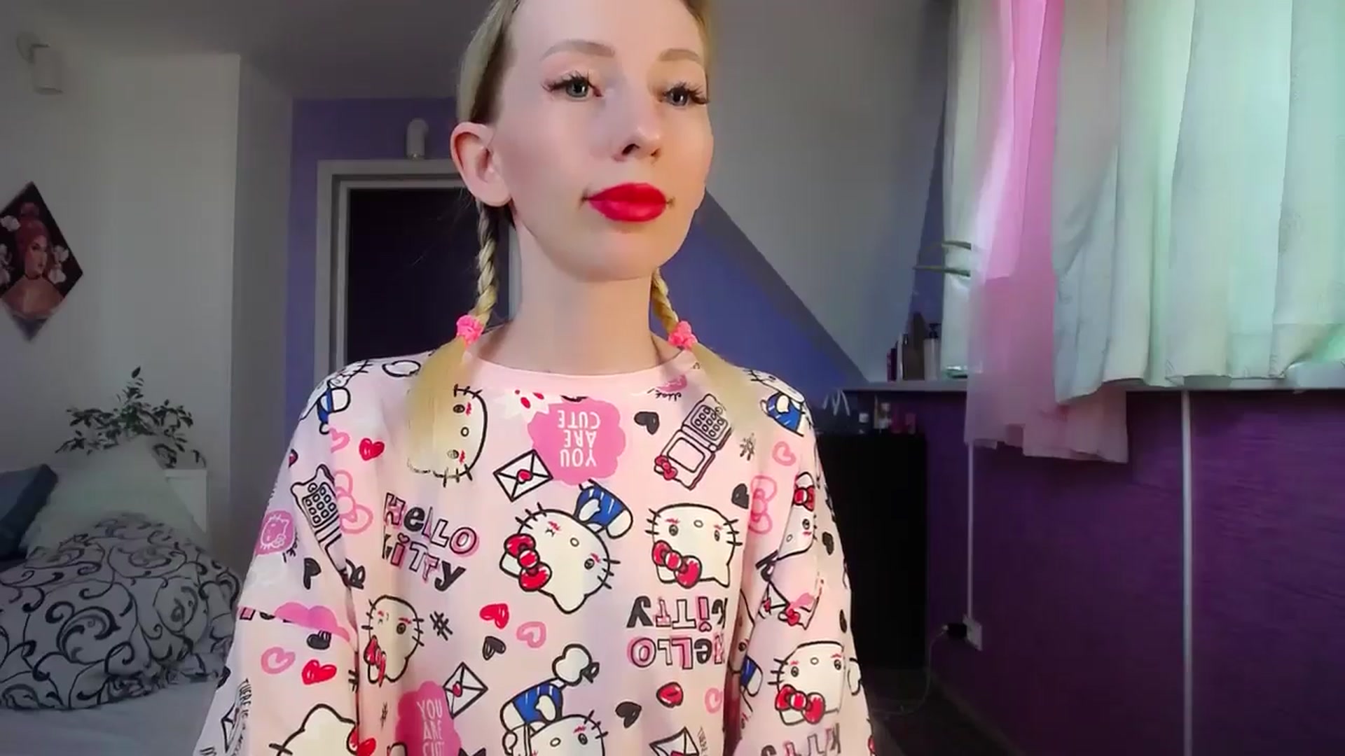 Gallery image thumbnail from PetitePrincez's myfreecams stream on, 06/20/2024, 16:32 image 7 of 20