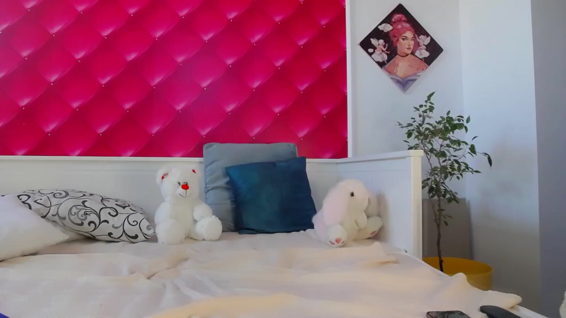 Gallery image thumbnail from PetitePrincez's myfreecams stream on, 07/13/2024, 10:52 image 9 of 20
