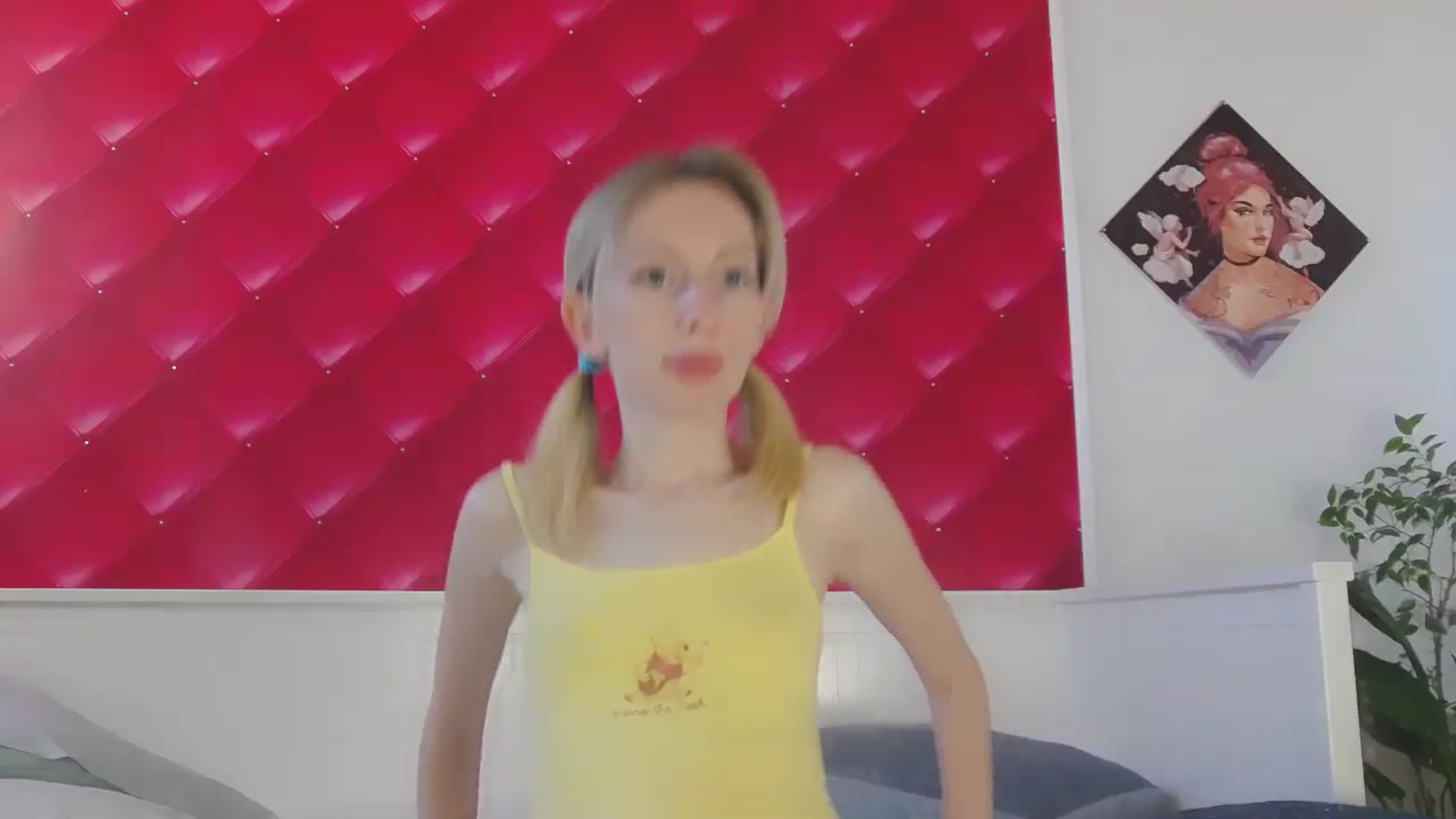 Gallery image thumbnail from PetitePrincez's myfreecams stream on, 08/17/2024, 16:04 image 12 of 20
