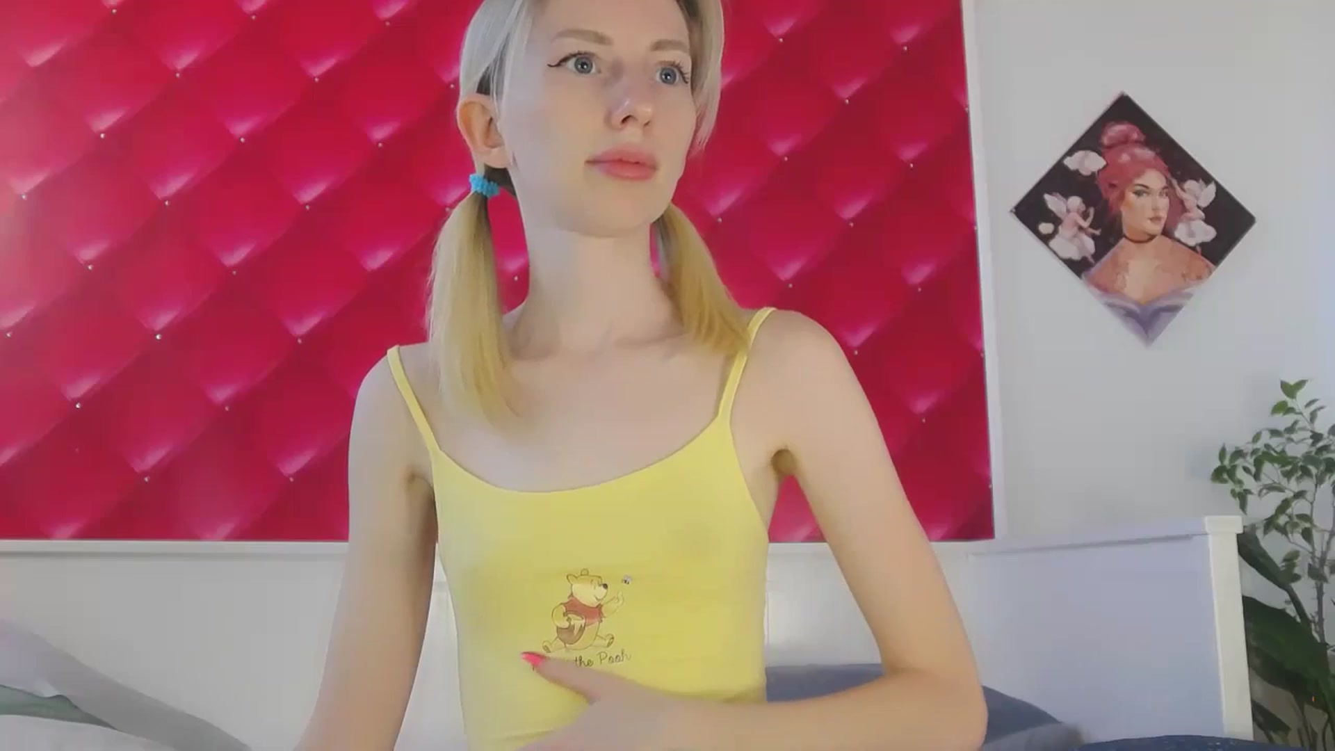 Gallery image thumbnail from PetitePrincez's myfreecams stream on, 08/17/2024, 16:04 image 11 of 20