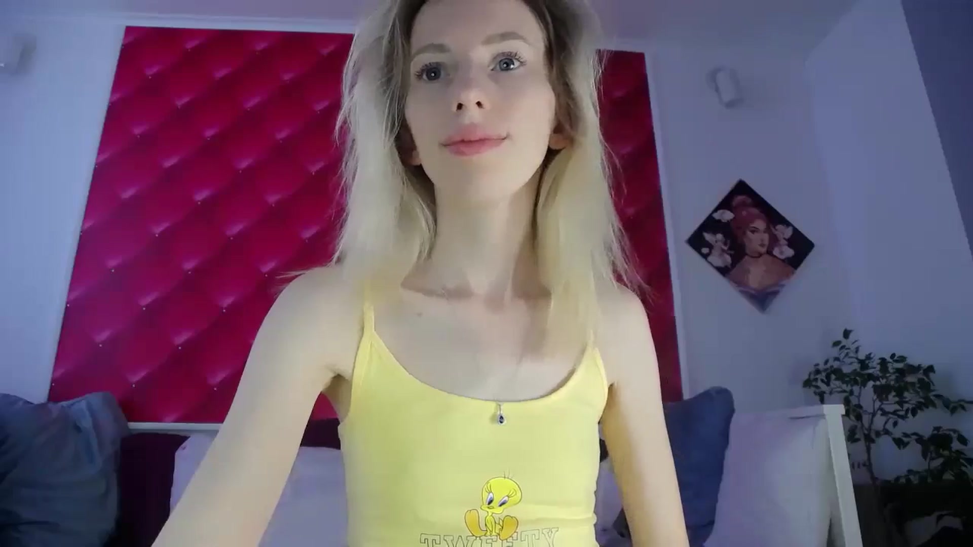 Gallery image thumbnail from PetitePrincez's myfreecams stream on, 09/08/2024, 14:32 image 13 of 20
