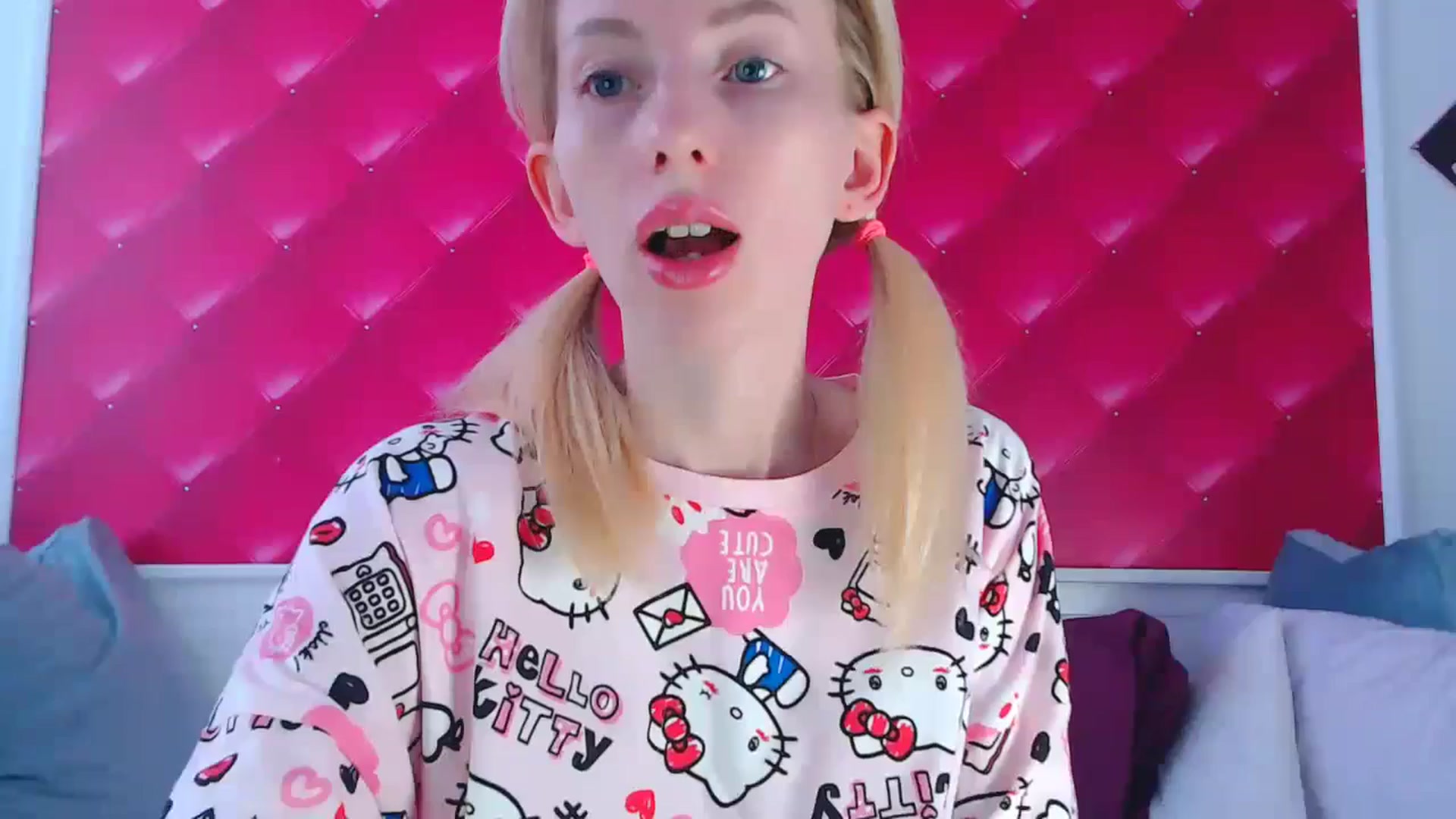 Gallery image thumbnail from PetitePrincez's myfreecams stream on, 09/15/2024, 14:40 image 10 of 20