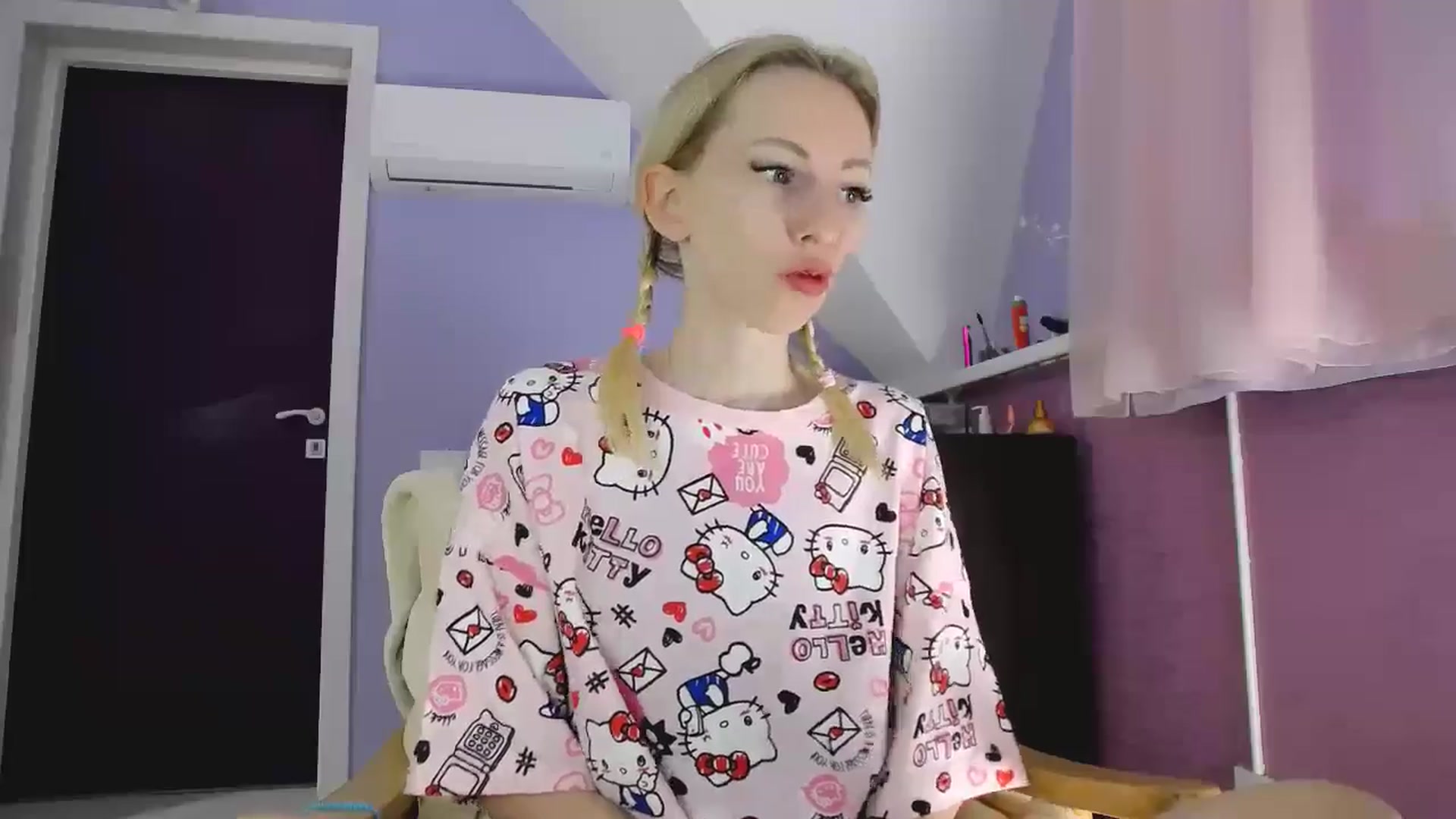 Gallery image thumbnail from PetitePrincez's myfreecams stream on, 10/13/2024, 14:29 image 16 of 20