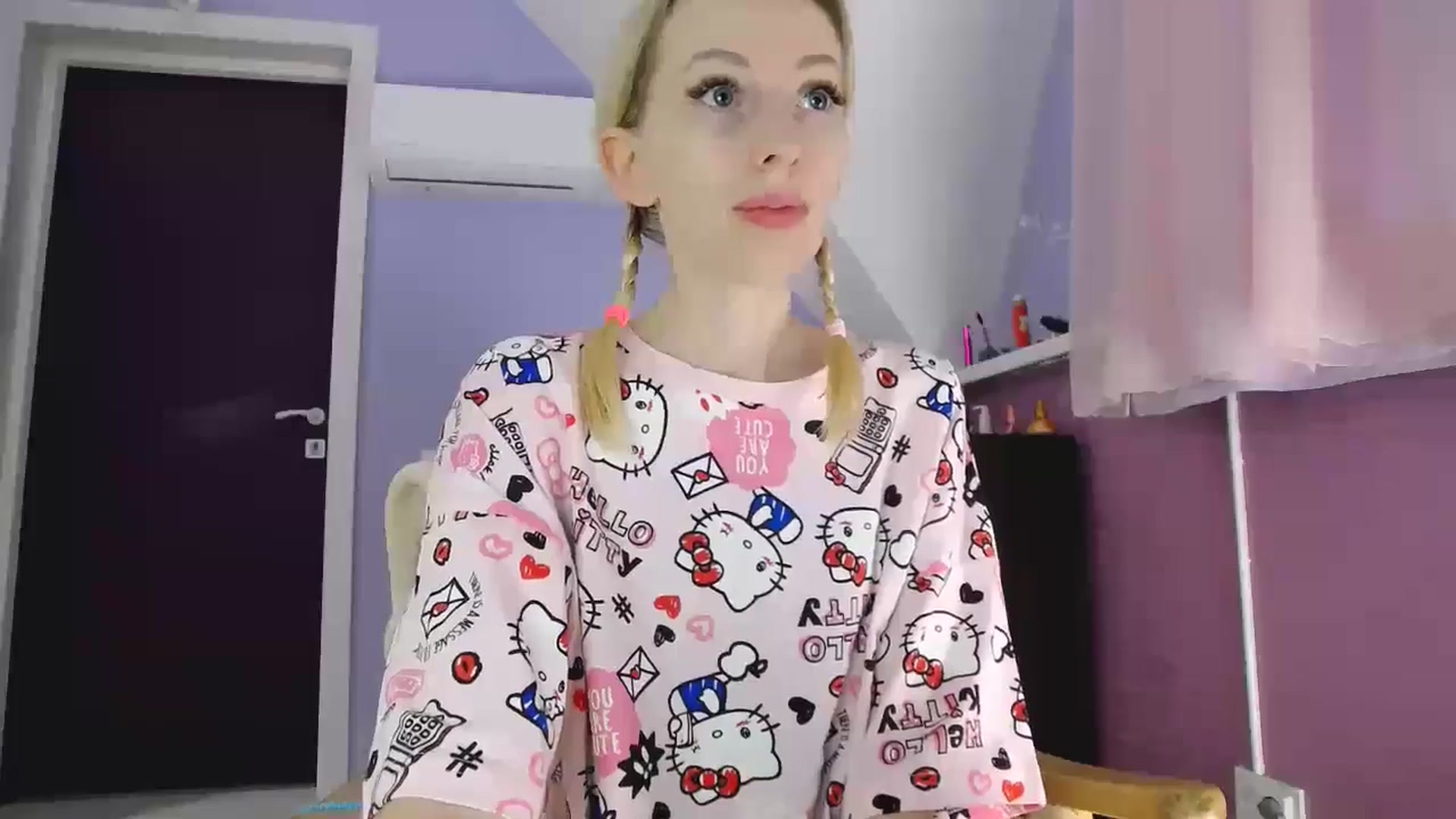 Gallery image thumbnail from PetitePrincez's myfreecams stream on, 10/13/2024, 14:29 image 11 of 20