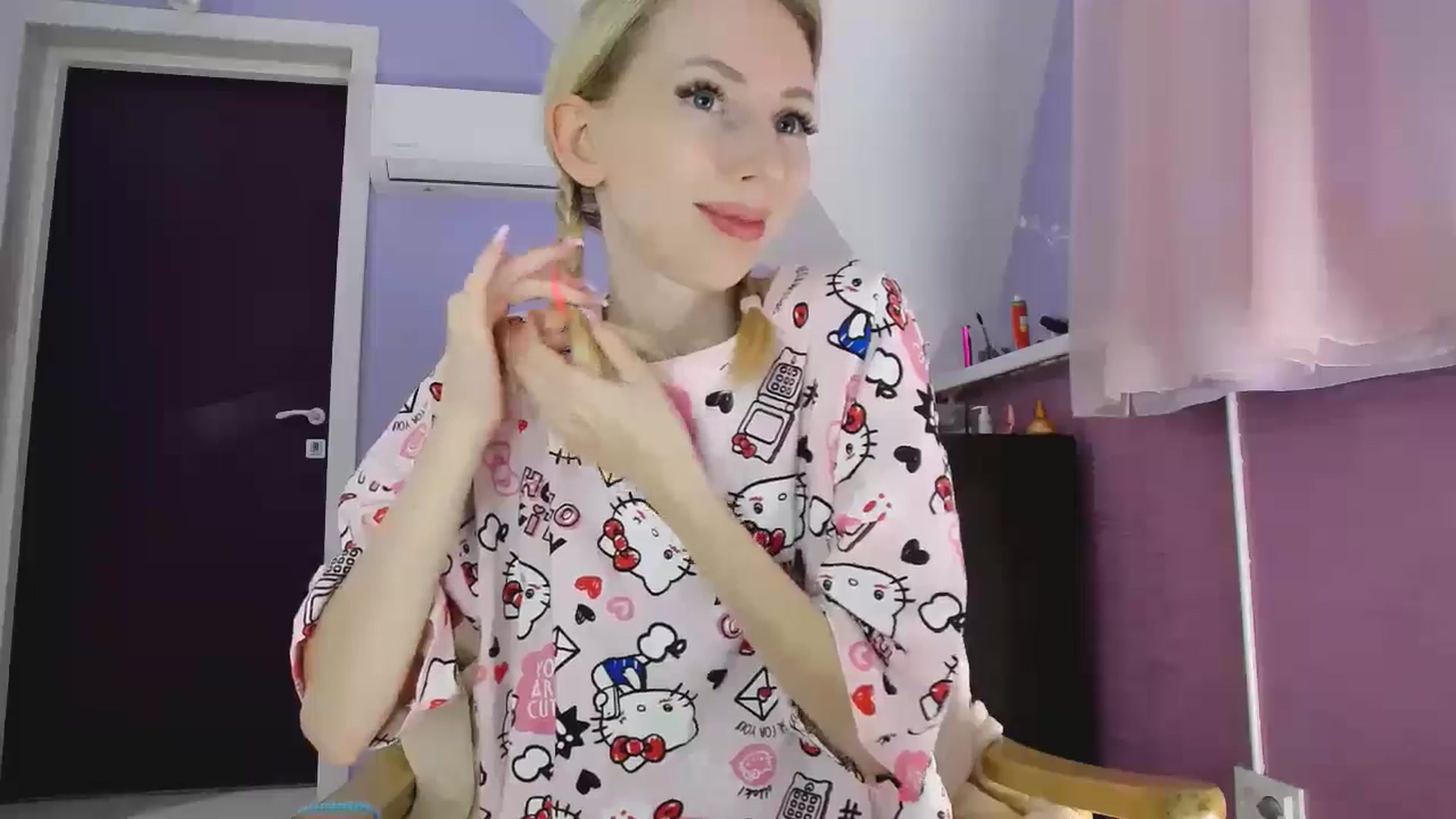 Gallery image thumbnail from PetitePrincez's myfreecams stream on, 10/13/2024, 14:29 image 4 of 20