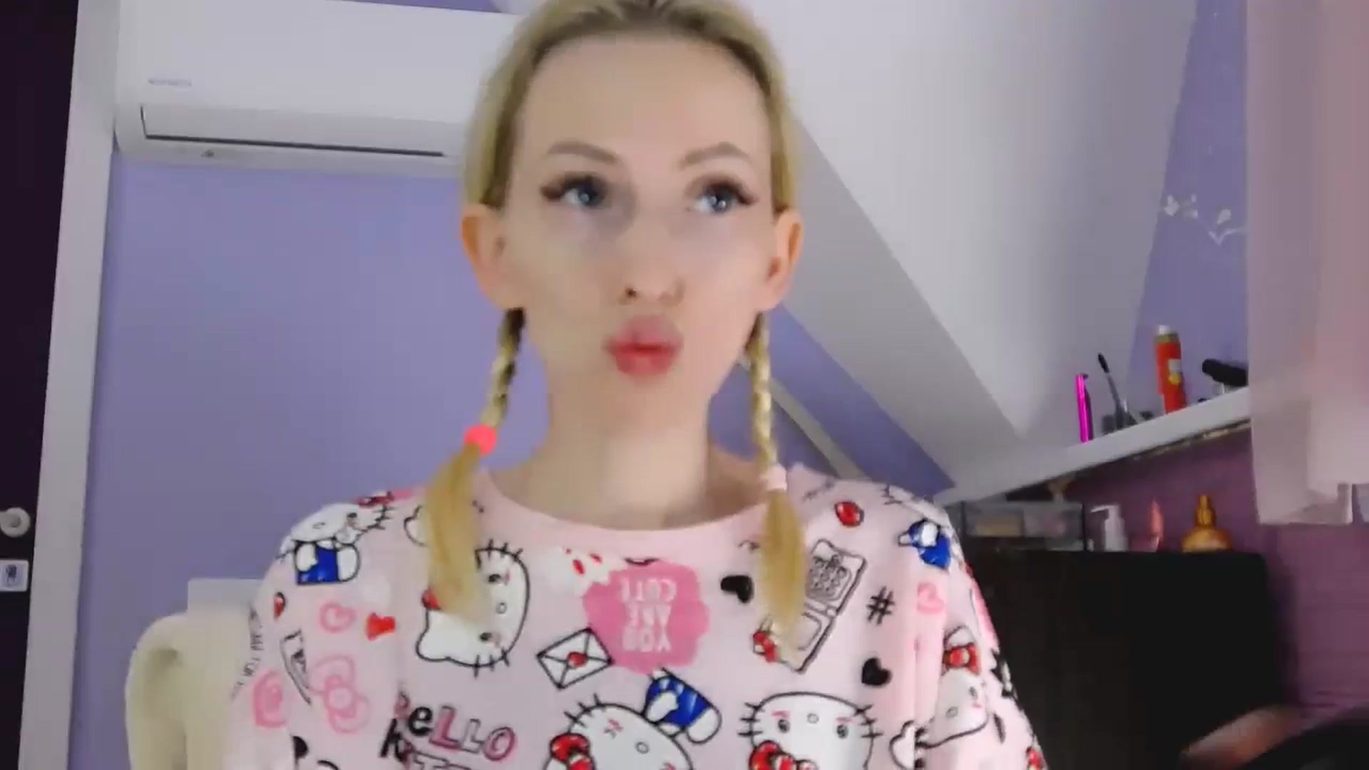 Gallery image thumbnail from PetitePrincez's myfreecams stream on, 10/13/2024, 14:29 image 17 of 20