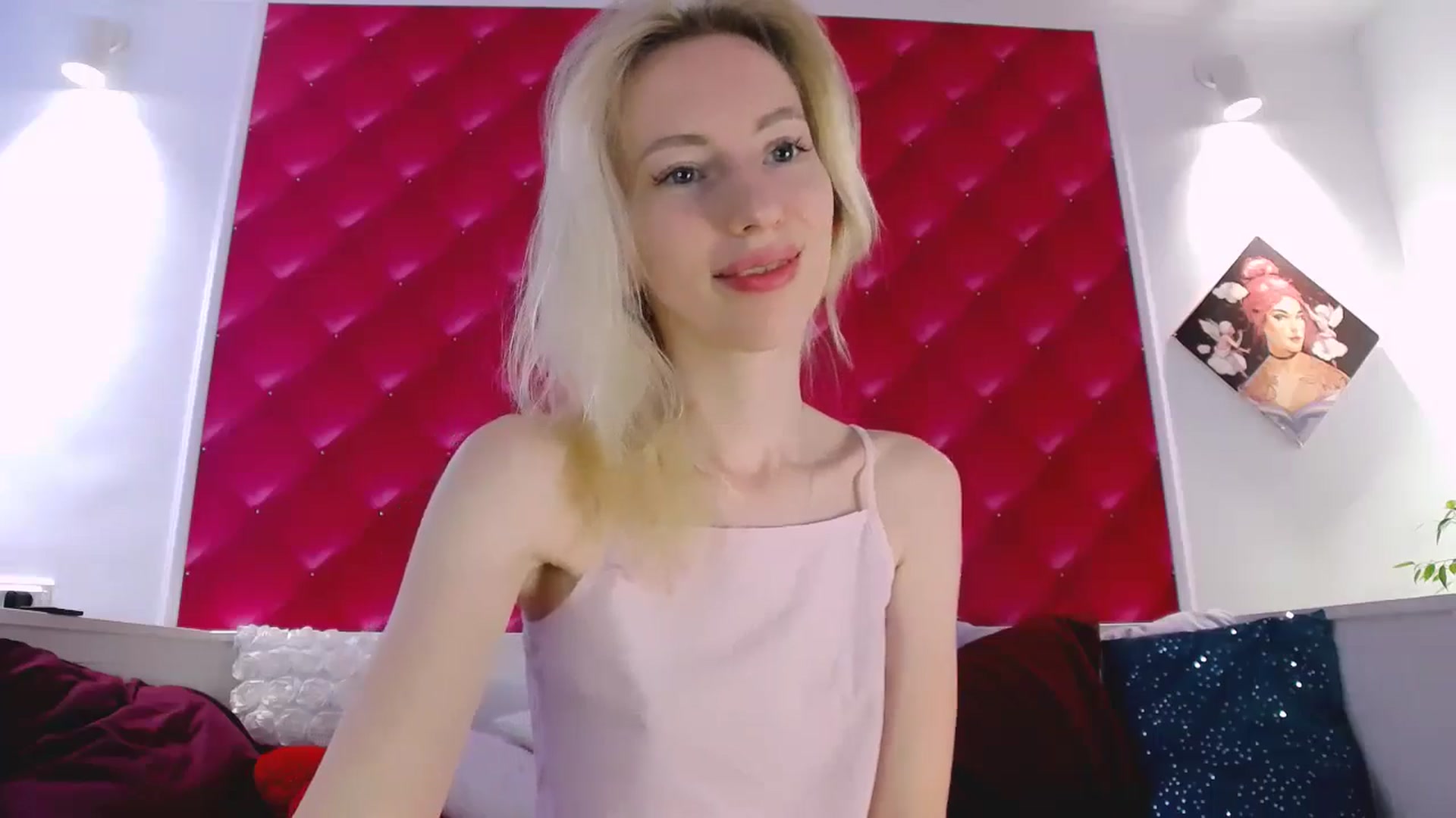 Gallery image thumbnail from PetitePrincez's myfreecams stream on, 10/26/2024, 13:40 image 6 of 20