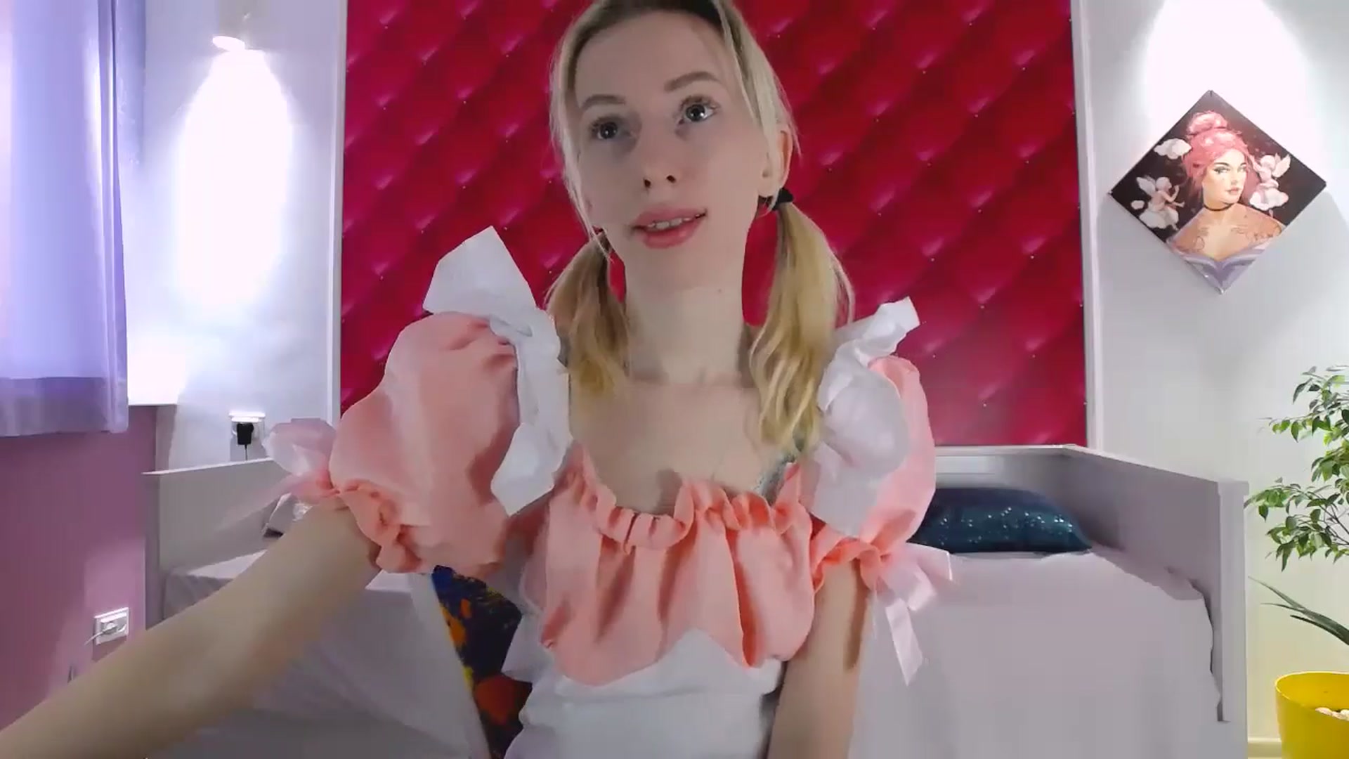 Gallery image thumbnail from PetitePrincez's myfreecams stream on, 11/16/2024, 13:48 image 20 of 20