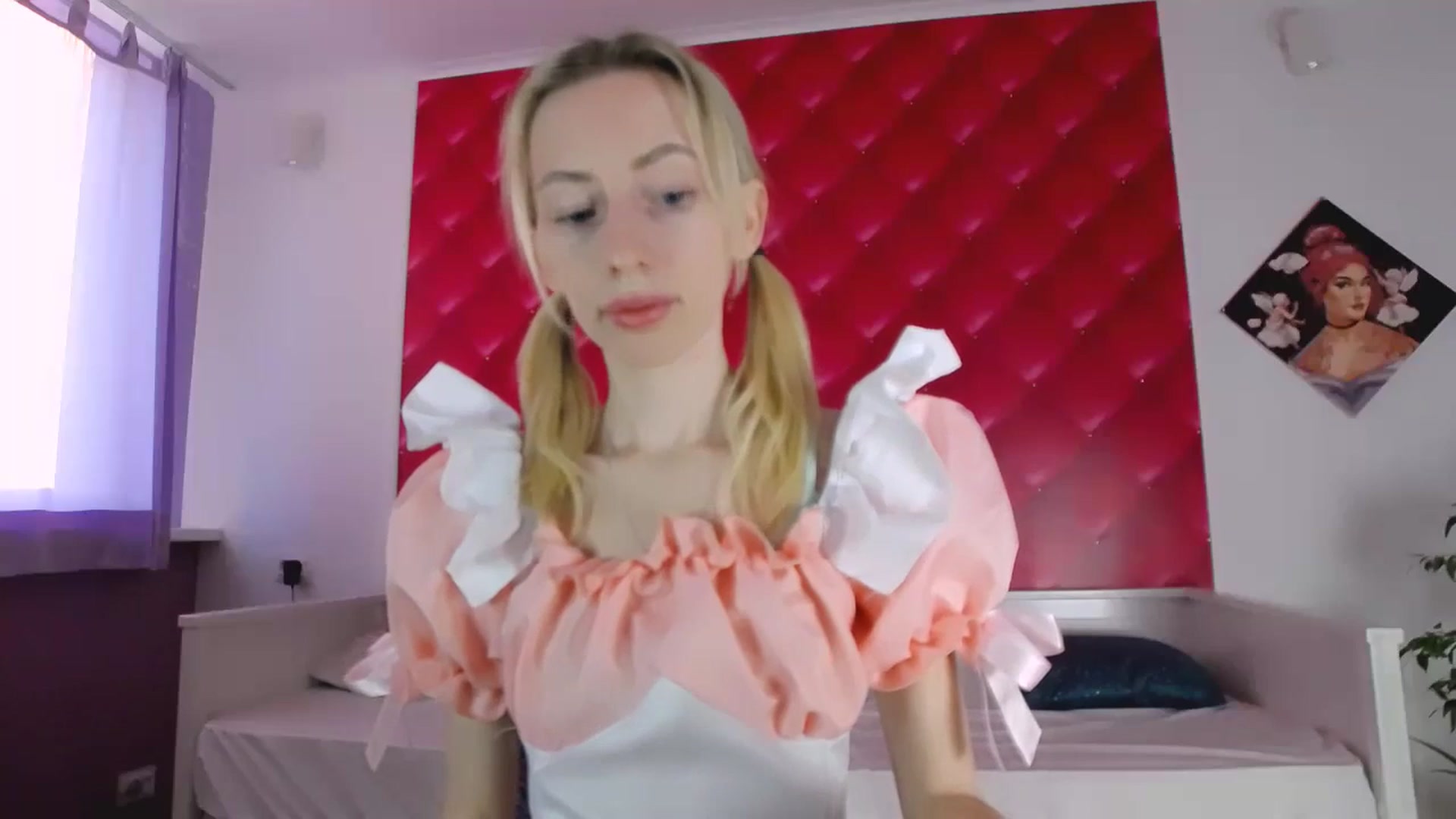 Gallery image thumbnail from PetitePrincez's myfreecams stream on, 11/16/2024, 13:48 image 14 of 20