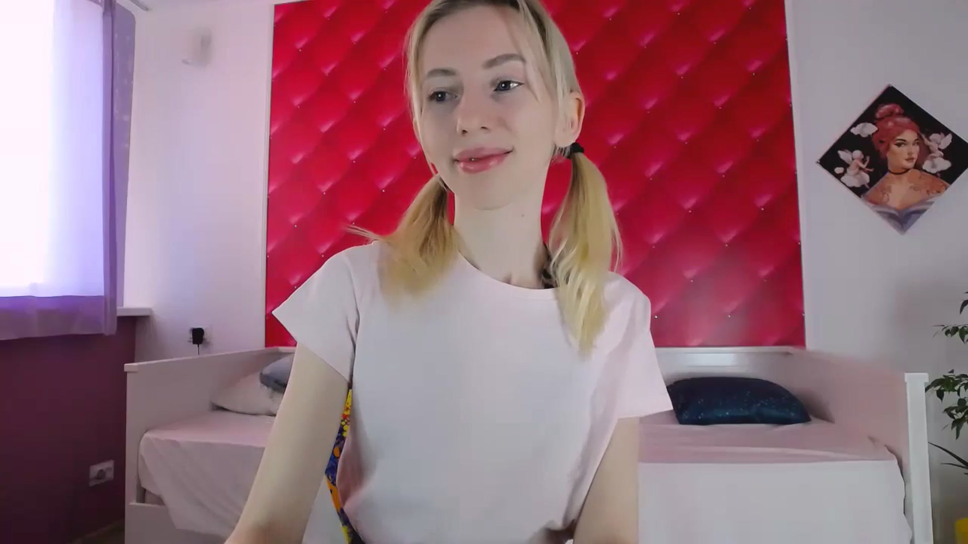 Gallery image thumbnail from PetitePrincez's myfreecams stream on, 11/16/2024, 13:48 image 5 of 20