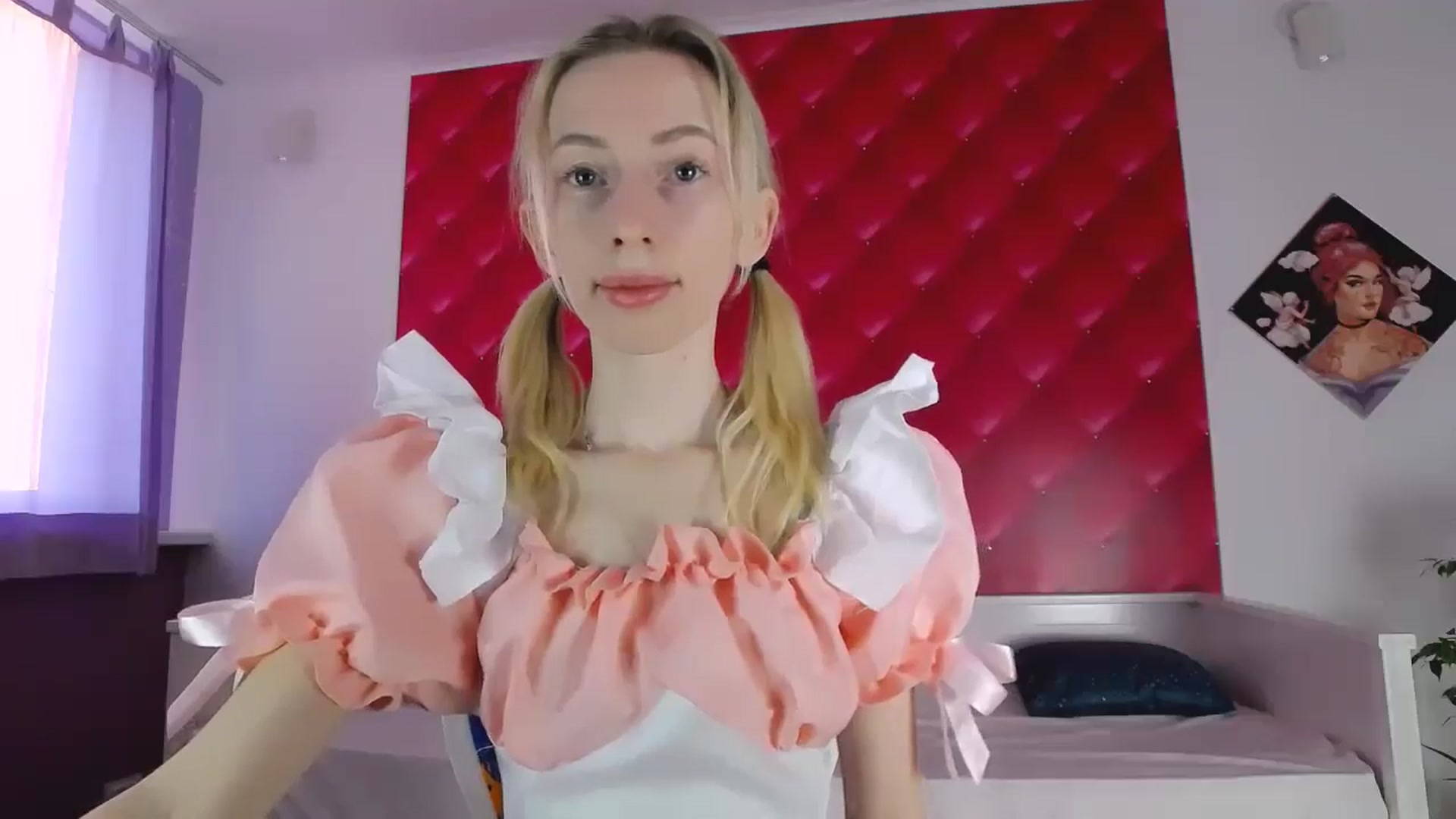 Gallery image thumbnail from PetitePrincez's myfreecams stream on, 11/16/2024, 13:48 image 16 of 20