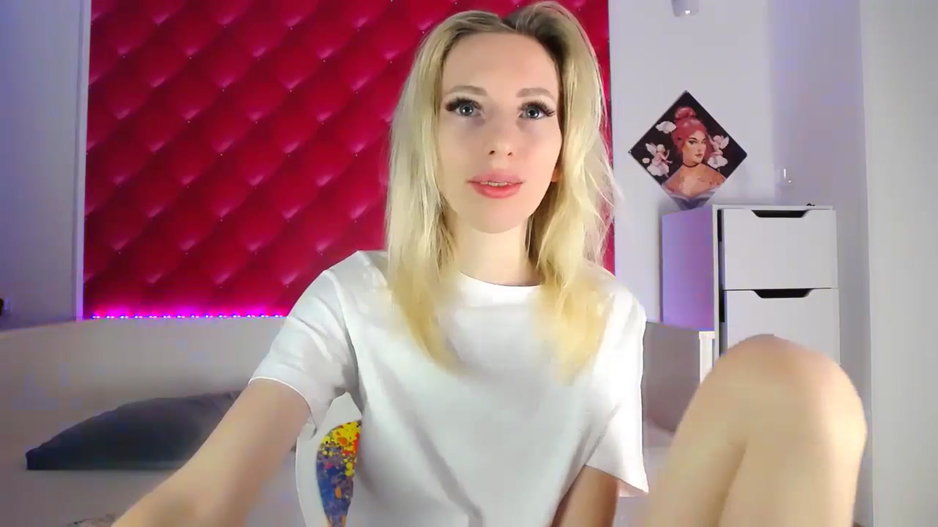 Gallery image thumbnail from PetitePrincez's myfreecams stream on, 11/30/2024, 13:59 image 9 of 20