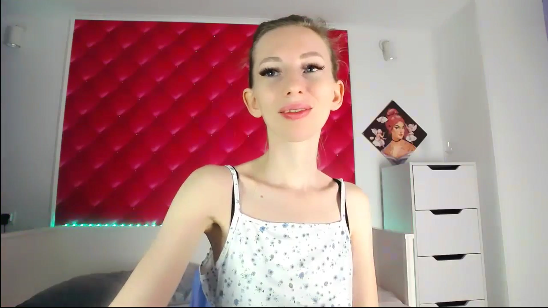 Gallery image thumbnail from PetitePrincez's myfreecams stream on, 11/30/2024, 14:56 image 2 of 20