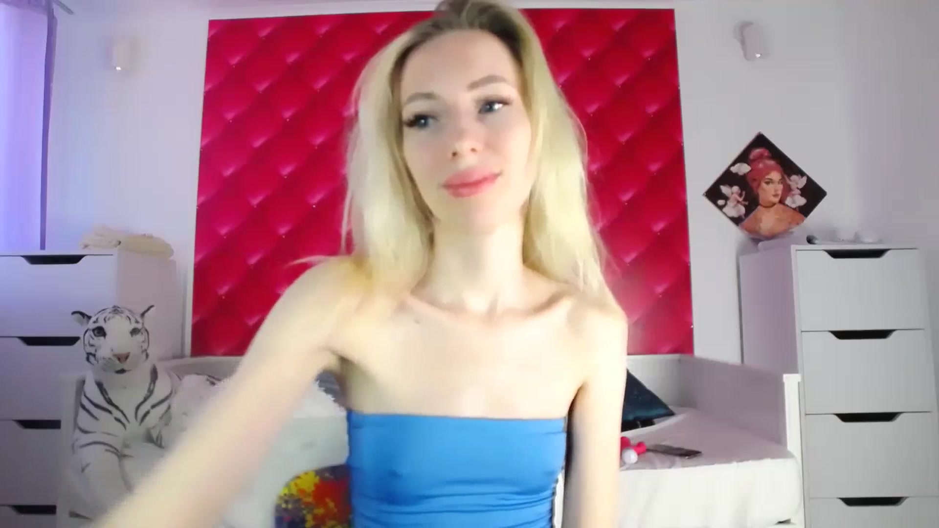 Gallery image thumbnail from PetitePrincez's myfreecams stream on, 12/14/2024, 13:41 image 15 of 20