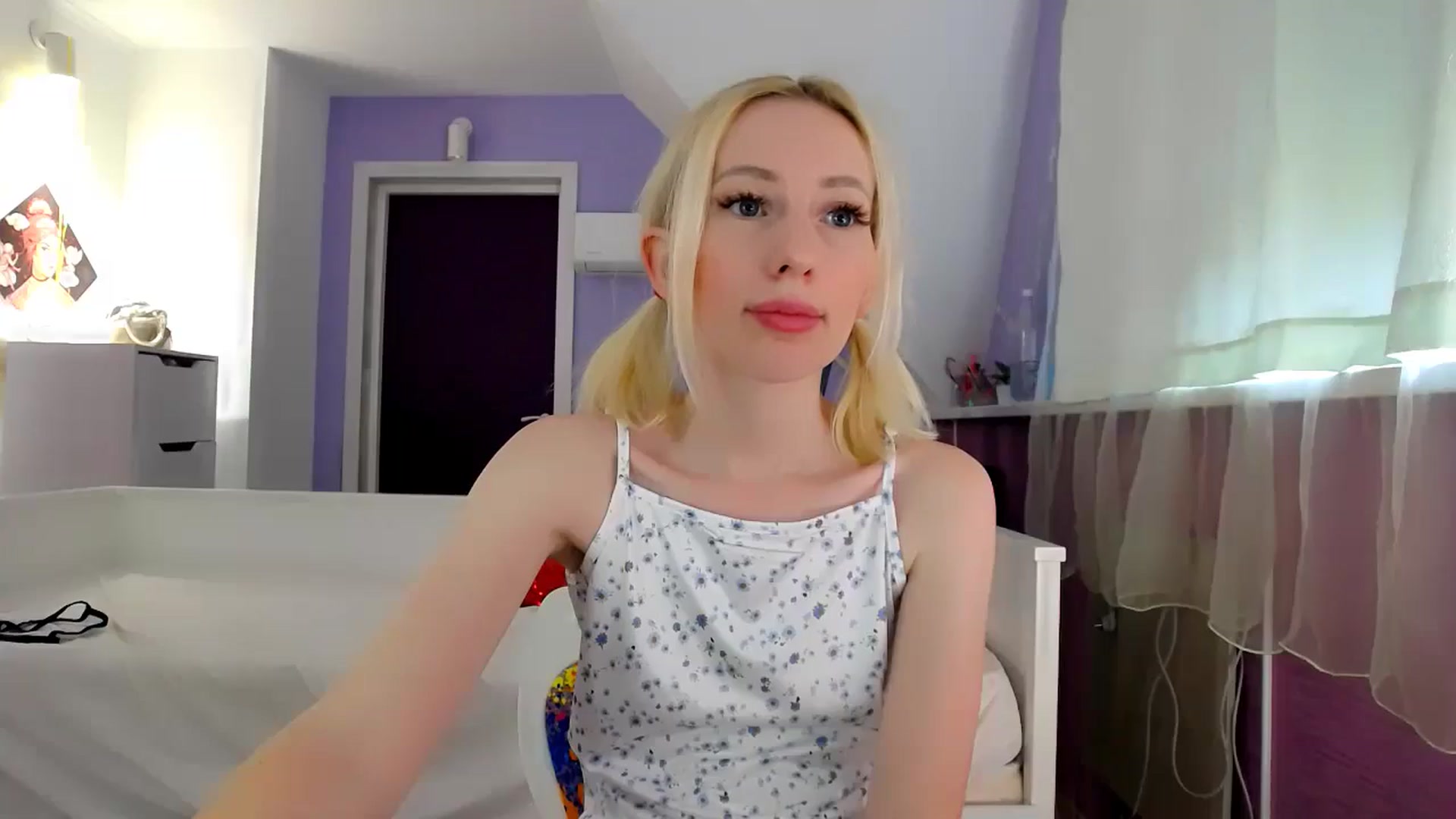 Gallery image thumbnail from PetitePrincez's myfreecams stream on, 07/13/2025, 13:37 image 8 of 20