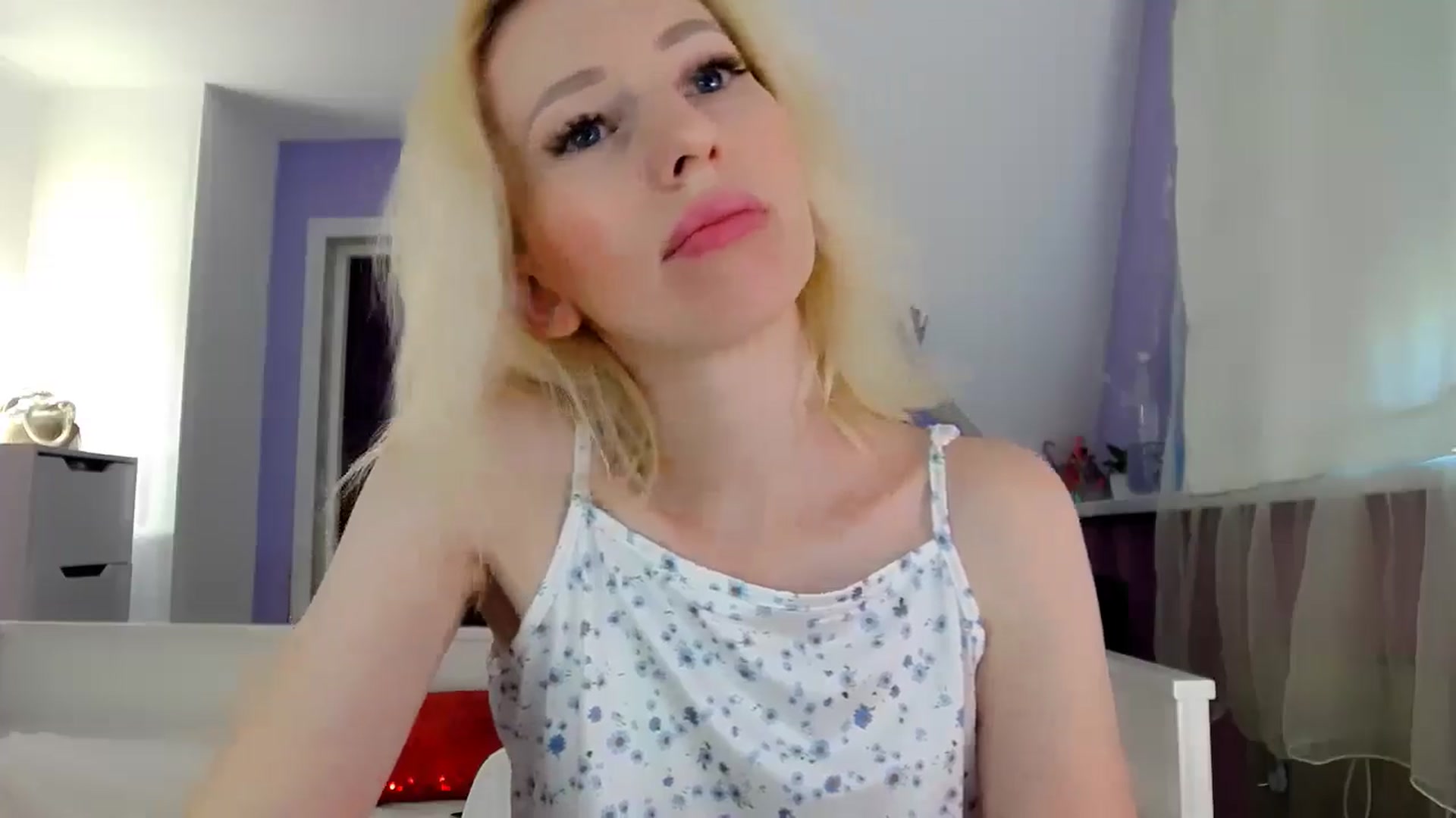 Gallery image thumbnail from PetitePrincez's myfreecams stream on, 07/13/2025, 15:32 image 16 of 20