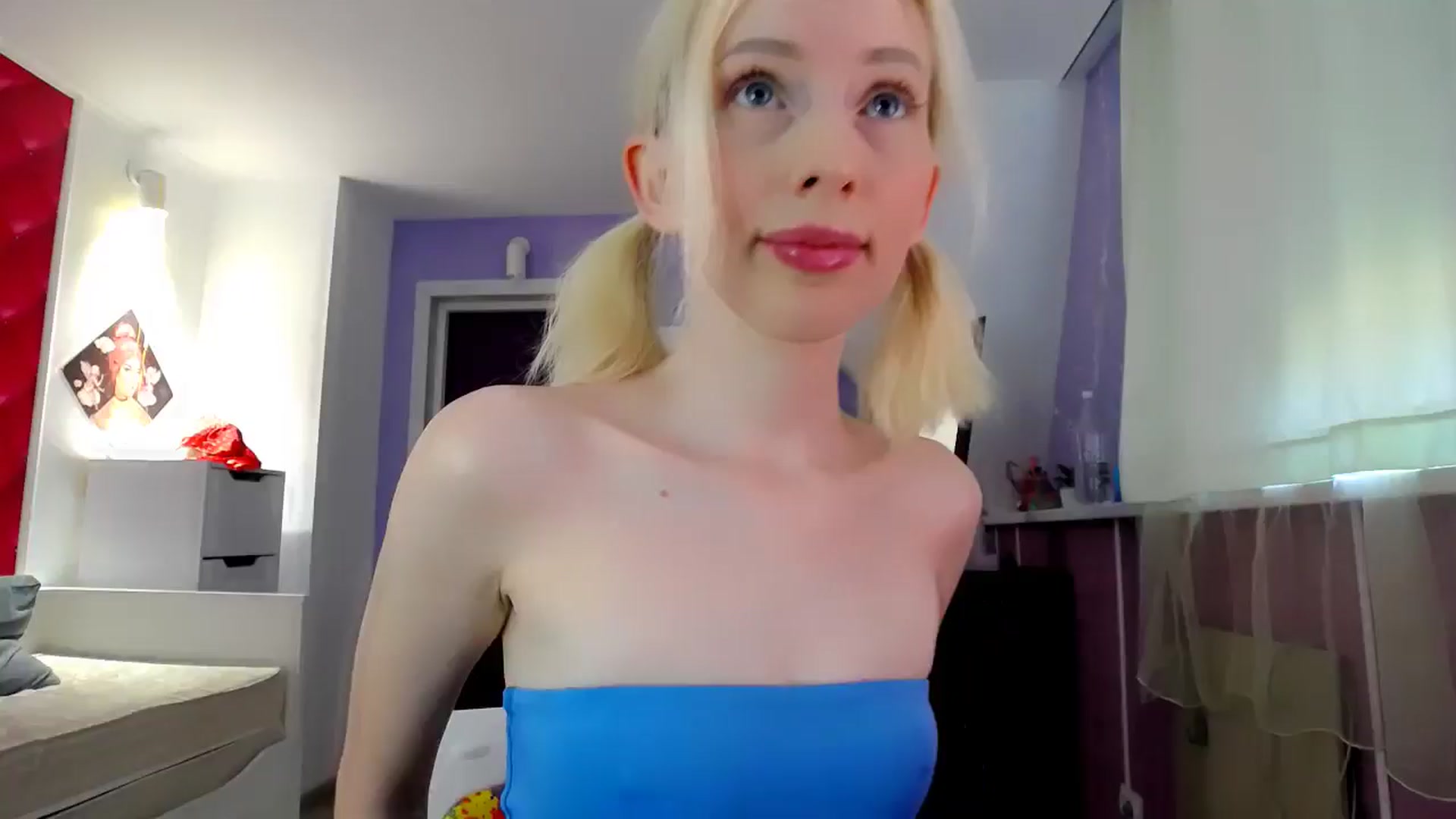 Gallery image thumbnail from PetitePrincez's myfreecams stream on, 07/26/2025, 14:00 image 14 of 20