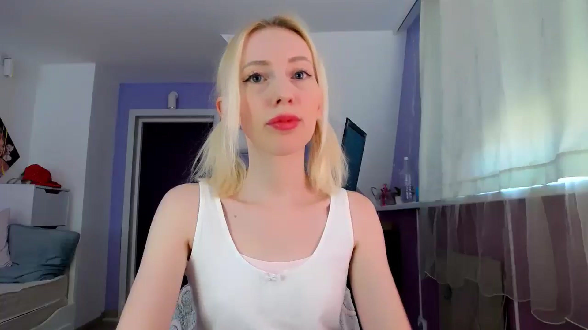 Gallery image thumbnail from PetitePrincez's myfreecams stream on, 08/02/2025, 12:35 image 6 of 20