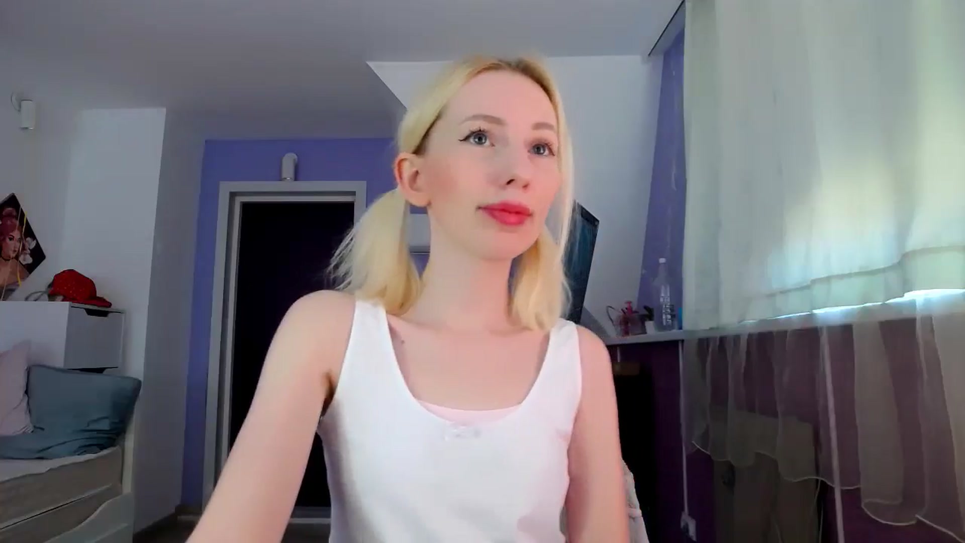 Gallery image thumbnail from PetitePrincez's myfreecams stream on, 08/02/2025, 12:35 image 11 of 20