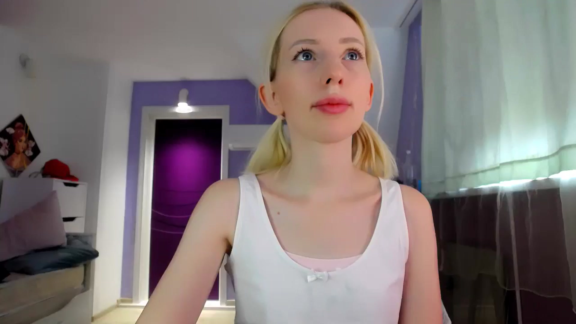 Gallery image thumbnail from PetitePrincez's myfreecams stream on, 08/03/2025, 13:07 image 10 of 20