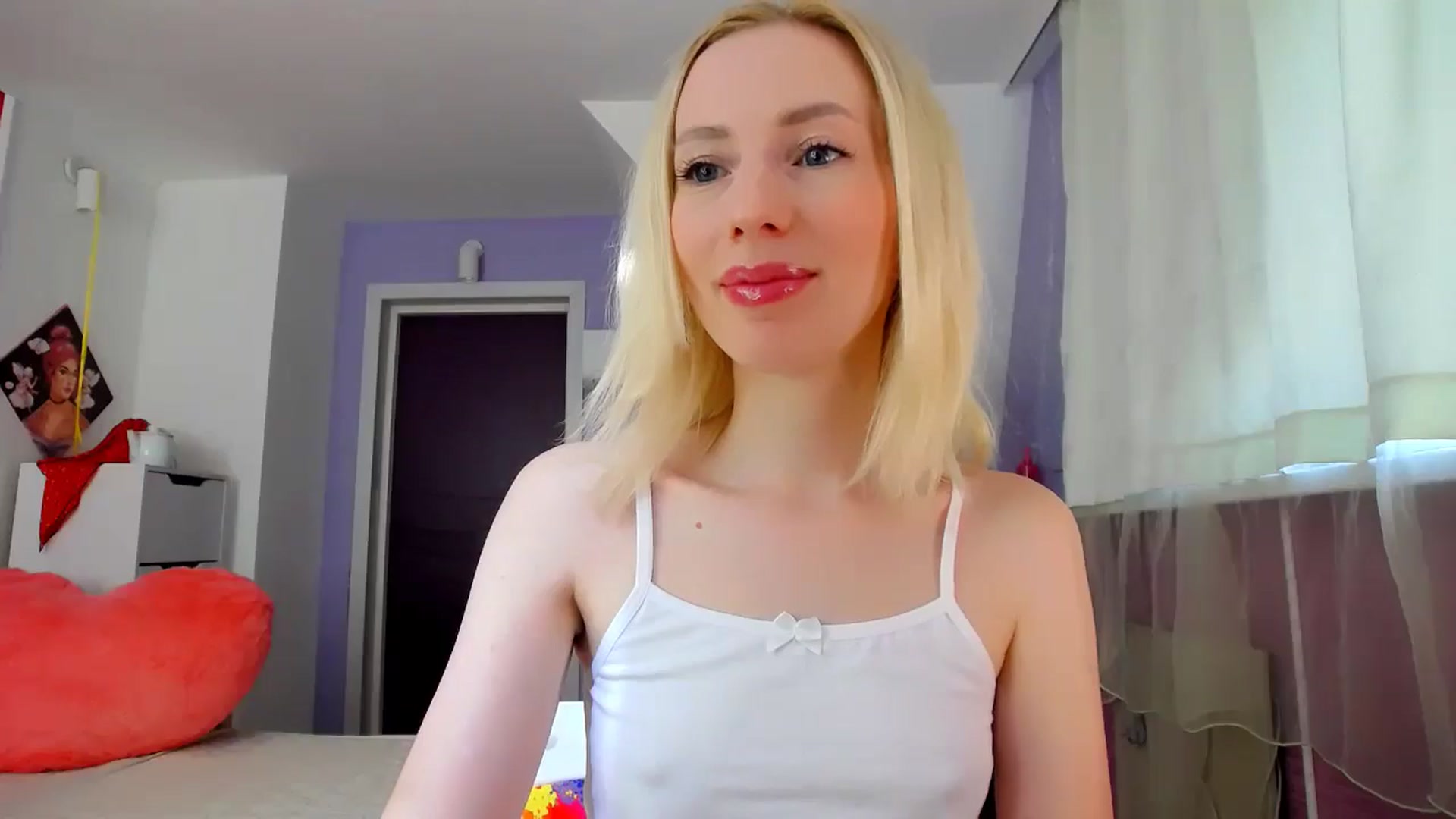 Gallery image thumbnail from PetitePrincez's myfreecams stream on, 08/30/2025, 13:07 image 5 of 20
