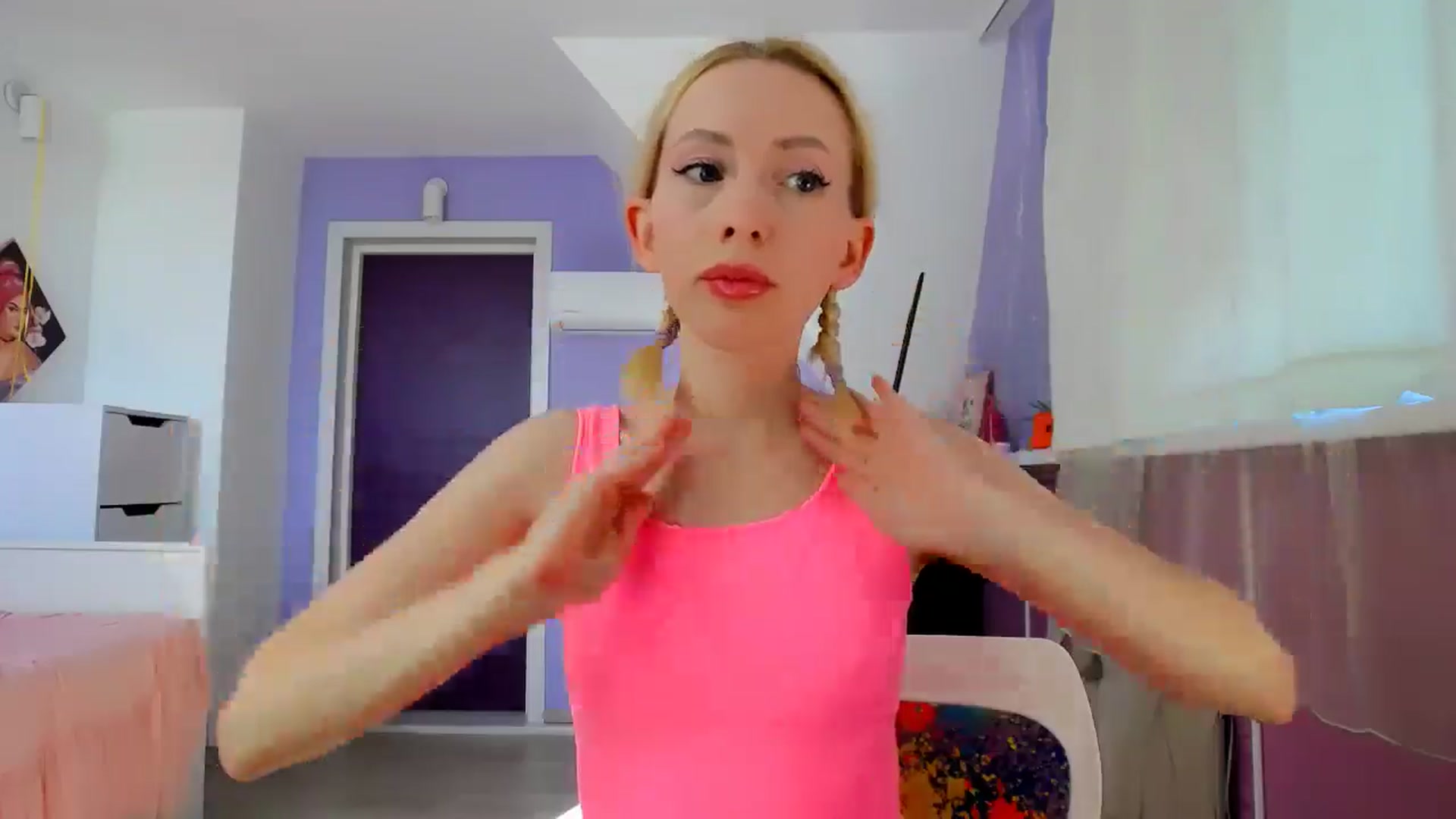 Gallery image thumbnail from PetitePrincez's myfreecams stream on, 09/21/2025, 12:49 image 13 of 20