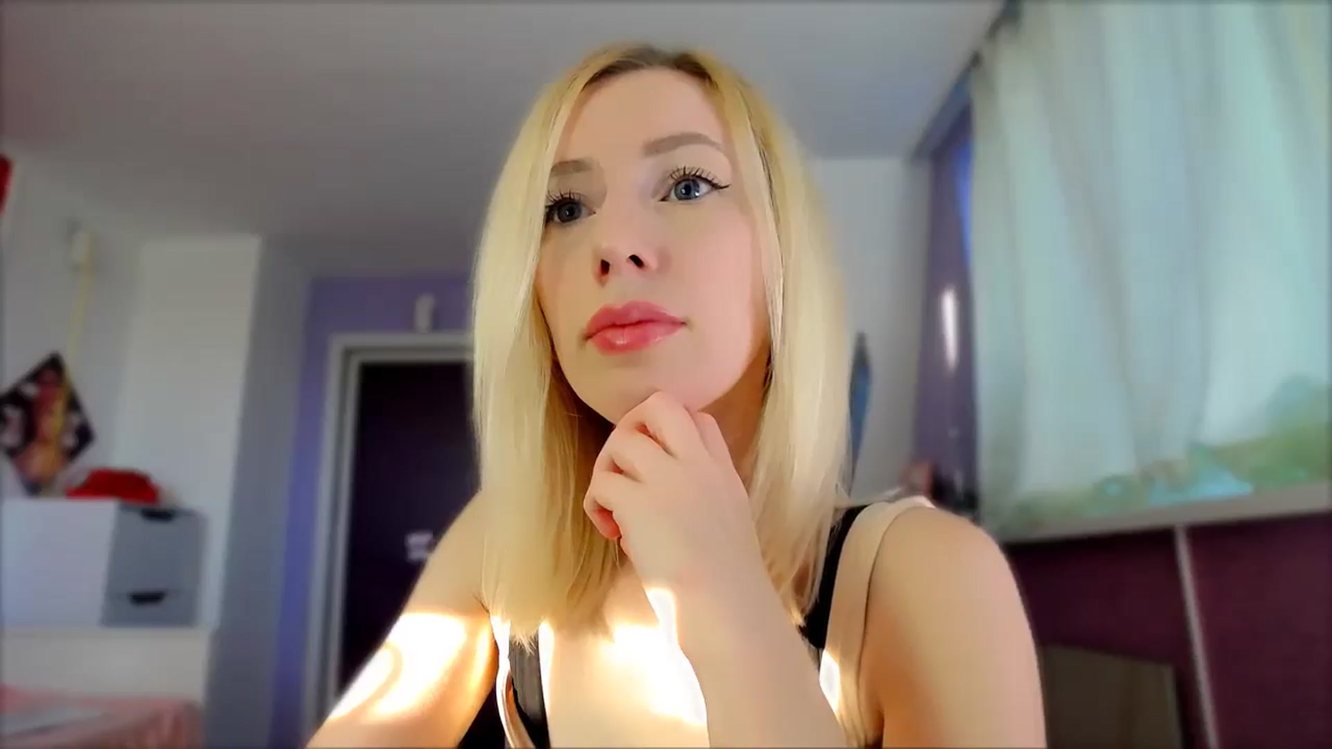Gallery image thumbnail from PetitePrincez's myfreecams stream on, 10/18/2025, 14:17 image 6 of 20